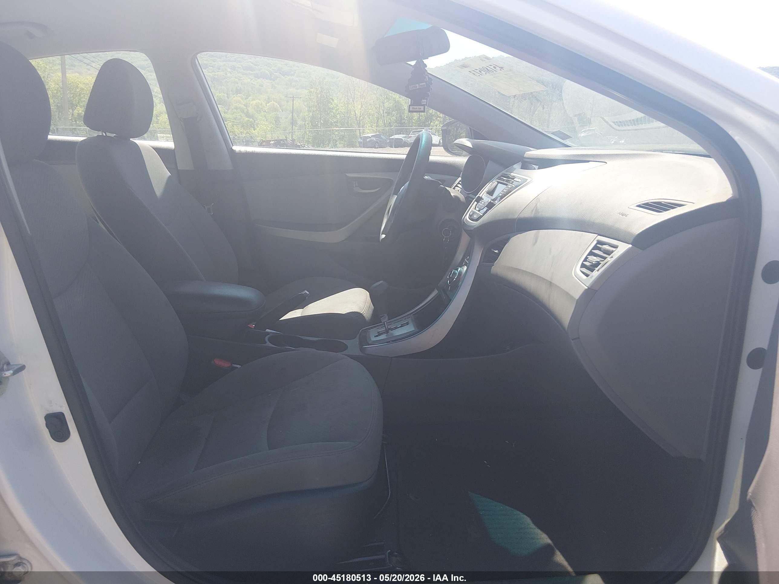 2013 Hyundai Elantra Gls White vin: 5NPDH4AE3DH441397