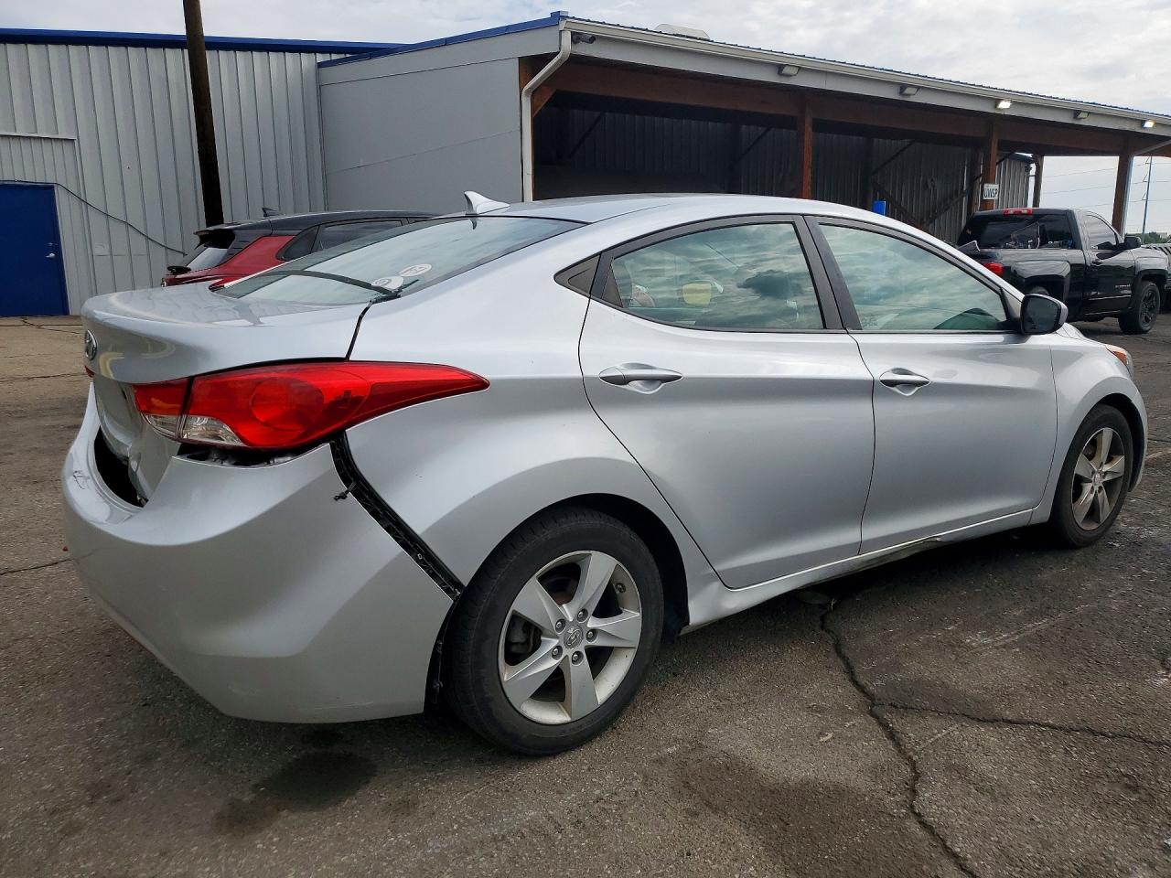 2013 Hyundai Elantra Gls Серебряный vin: 5NPDH4AE3DH448396