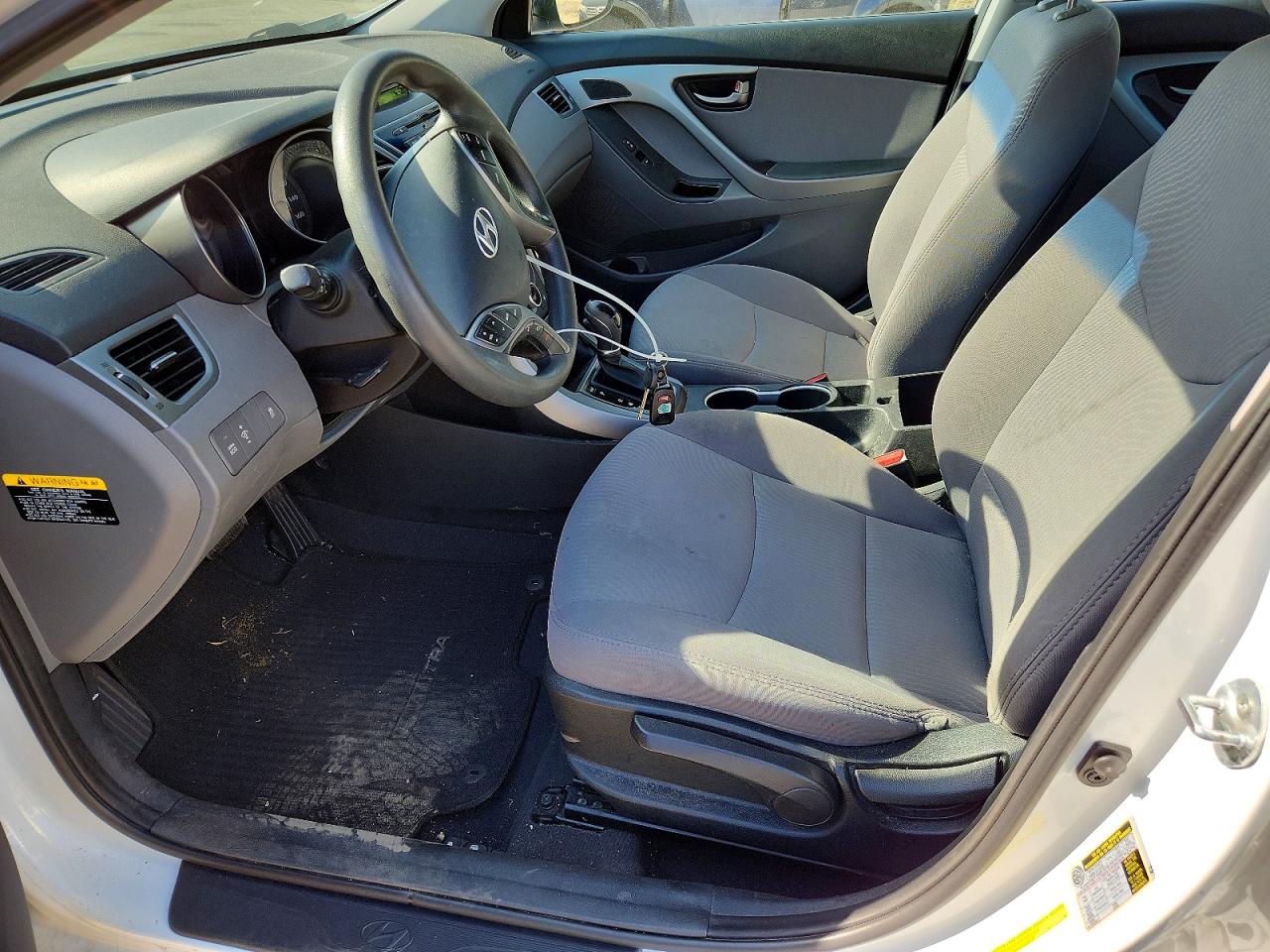 2014 Hyundai Elantra Se White vin: 5NPDH4AE3EH458833