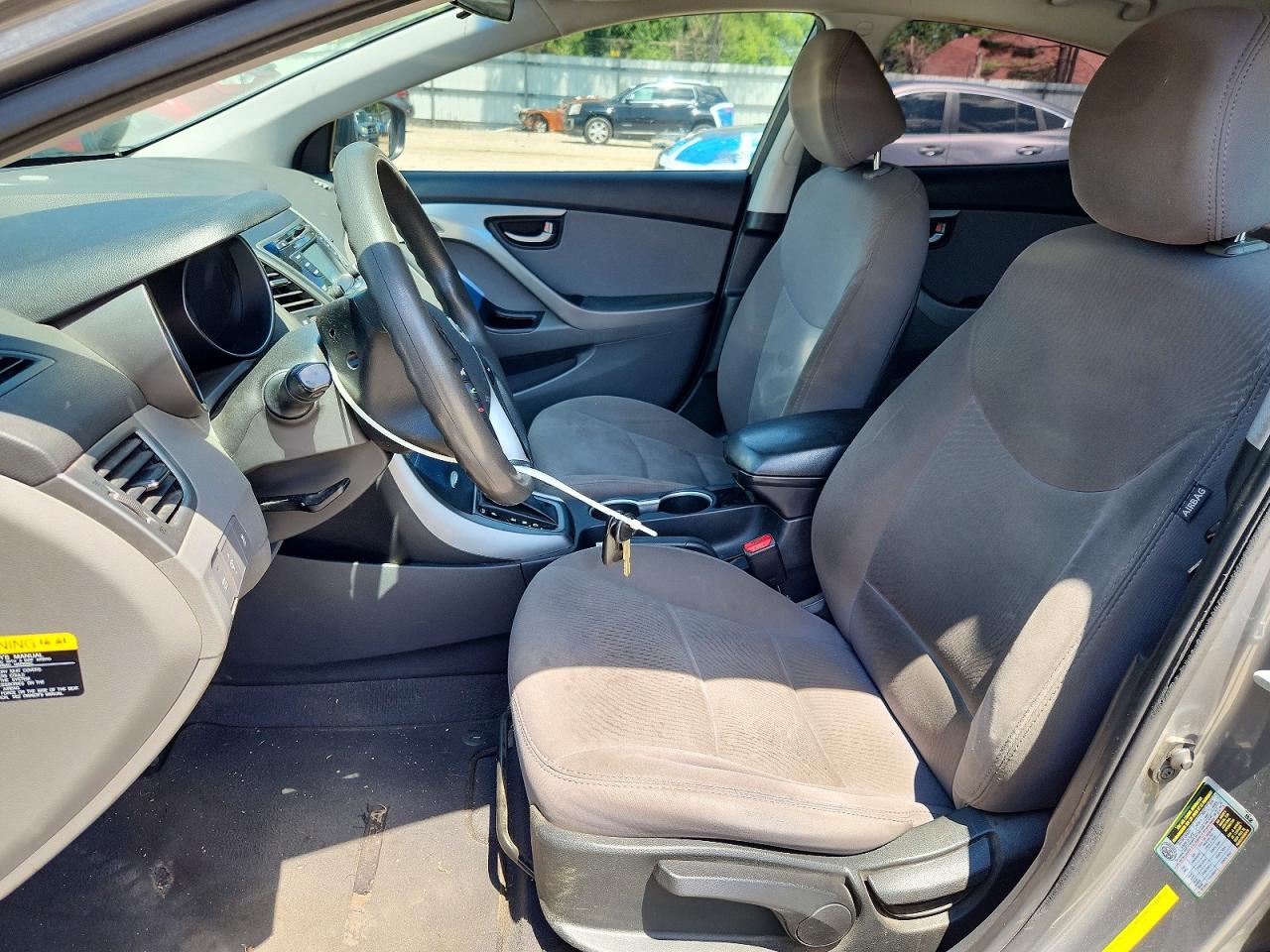 2014 Hyundai Elantra Gray vin: 5NPDH4AE3EH473736