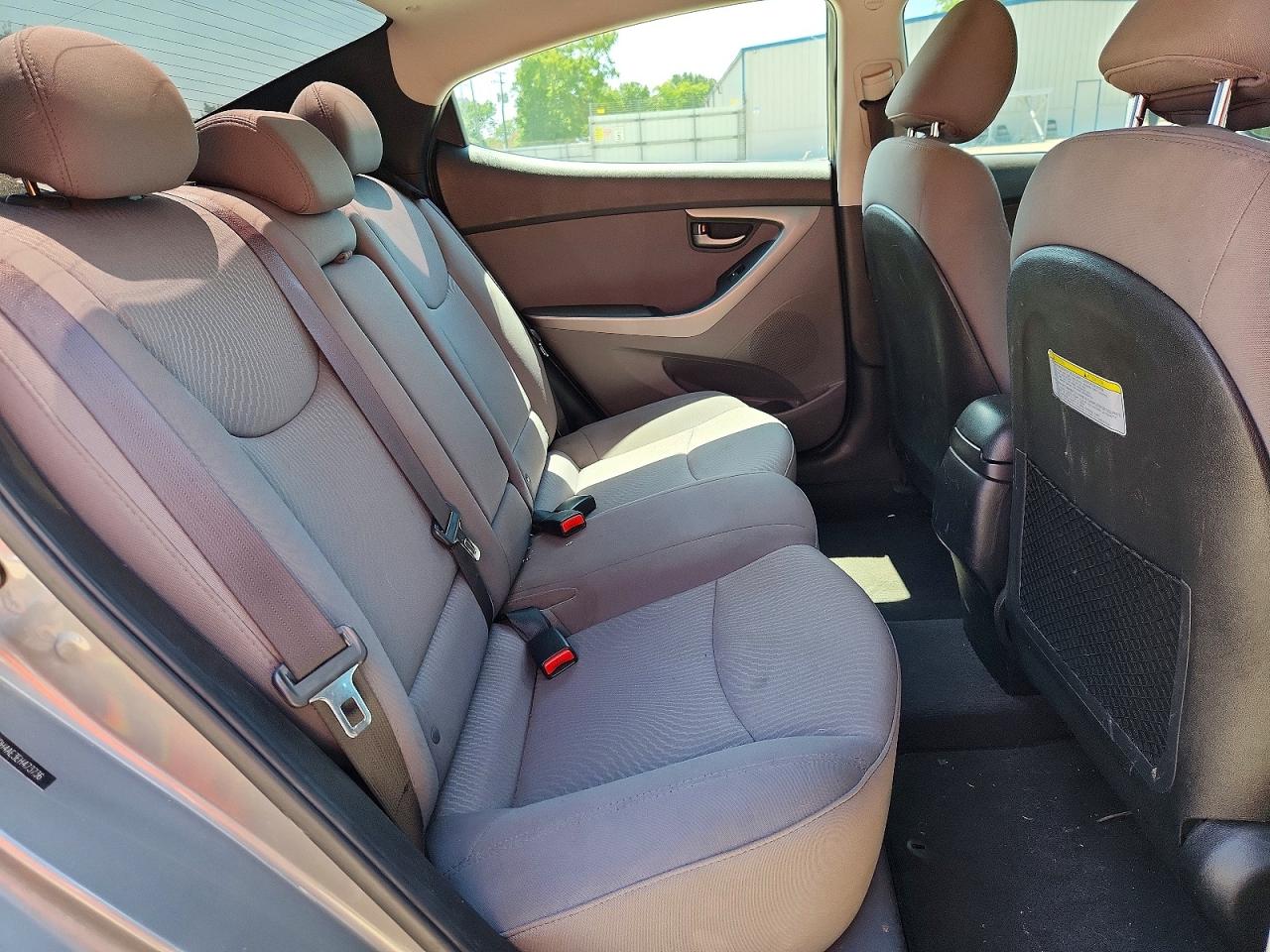 2014 Hyundai Elantra Gray vin: 5NPDH4AE3EH473736
