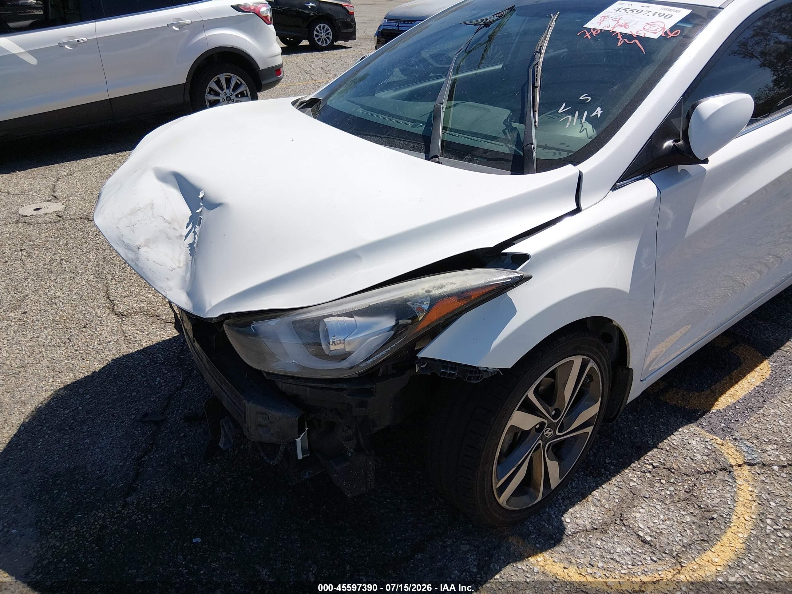 2014 Hyundai Elantra Limited White vin: 5NPDH4AE3EH476328