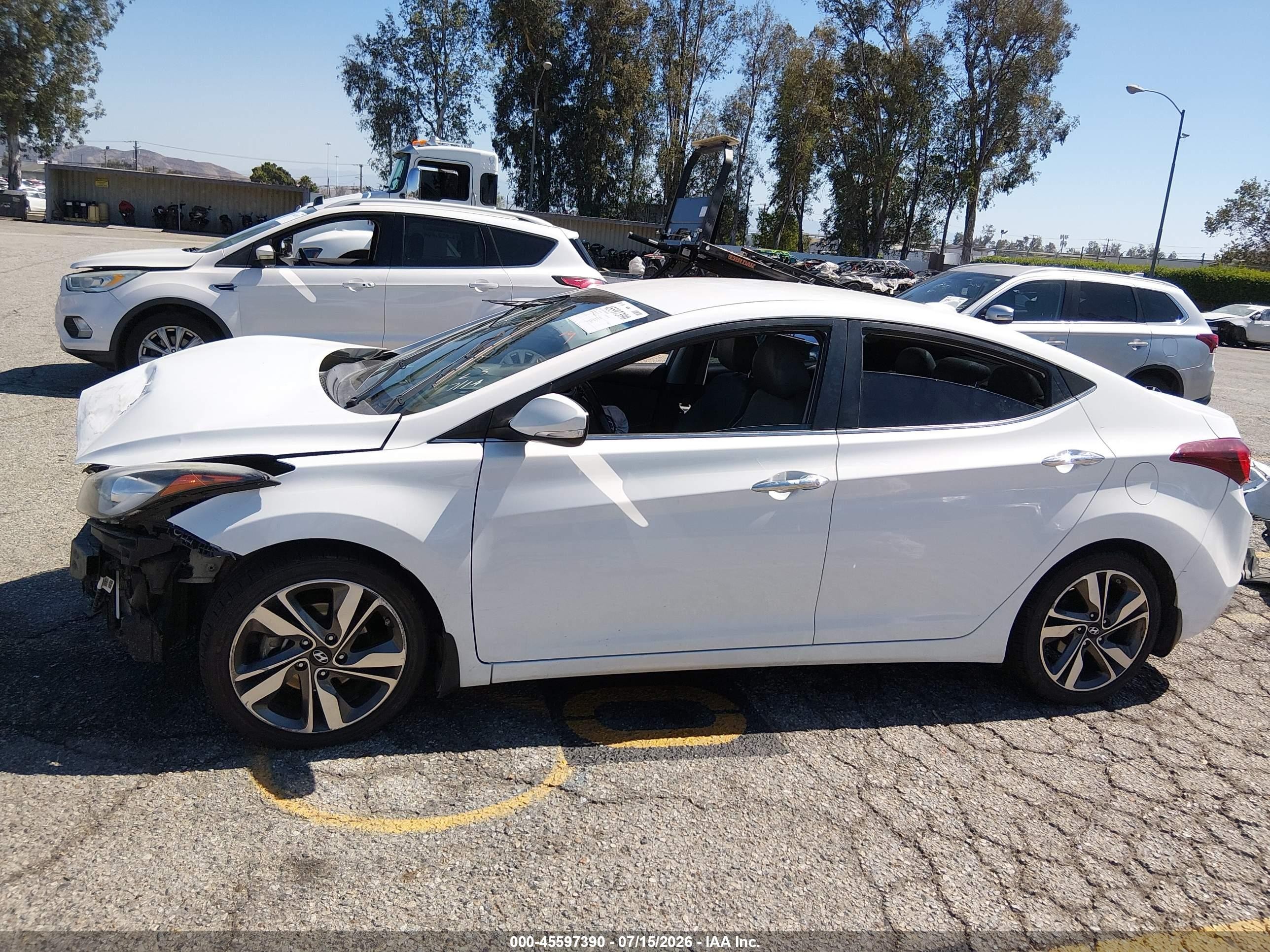2014 Hyundai Elantra Limited White vin: 5NPDH4AE3EH476328
