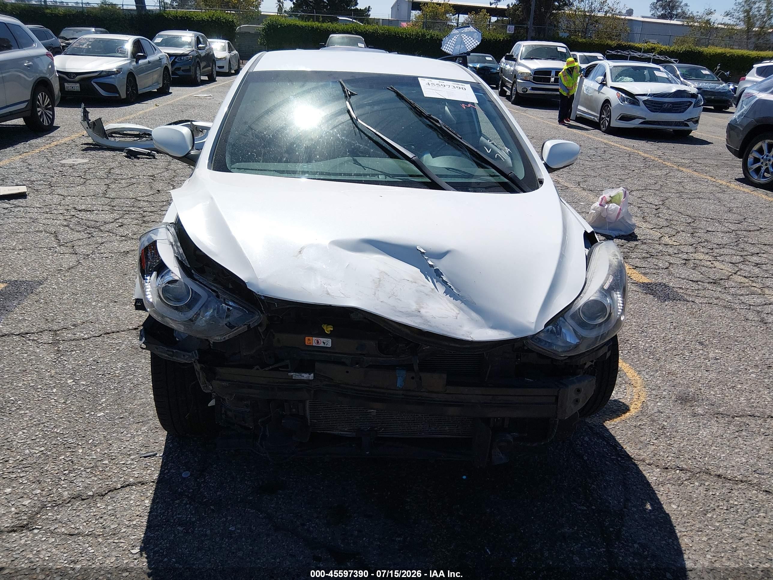 2014 Hyundai Elantra Limited White vin: 5NPDH4AE3EH476328