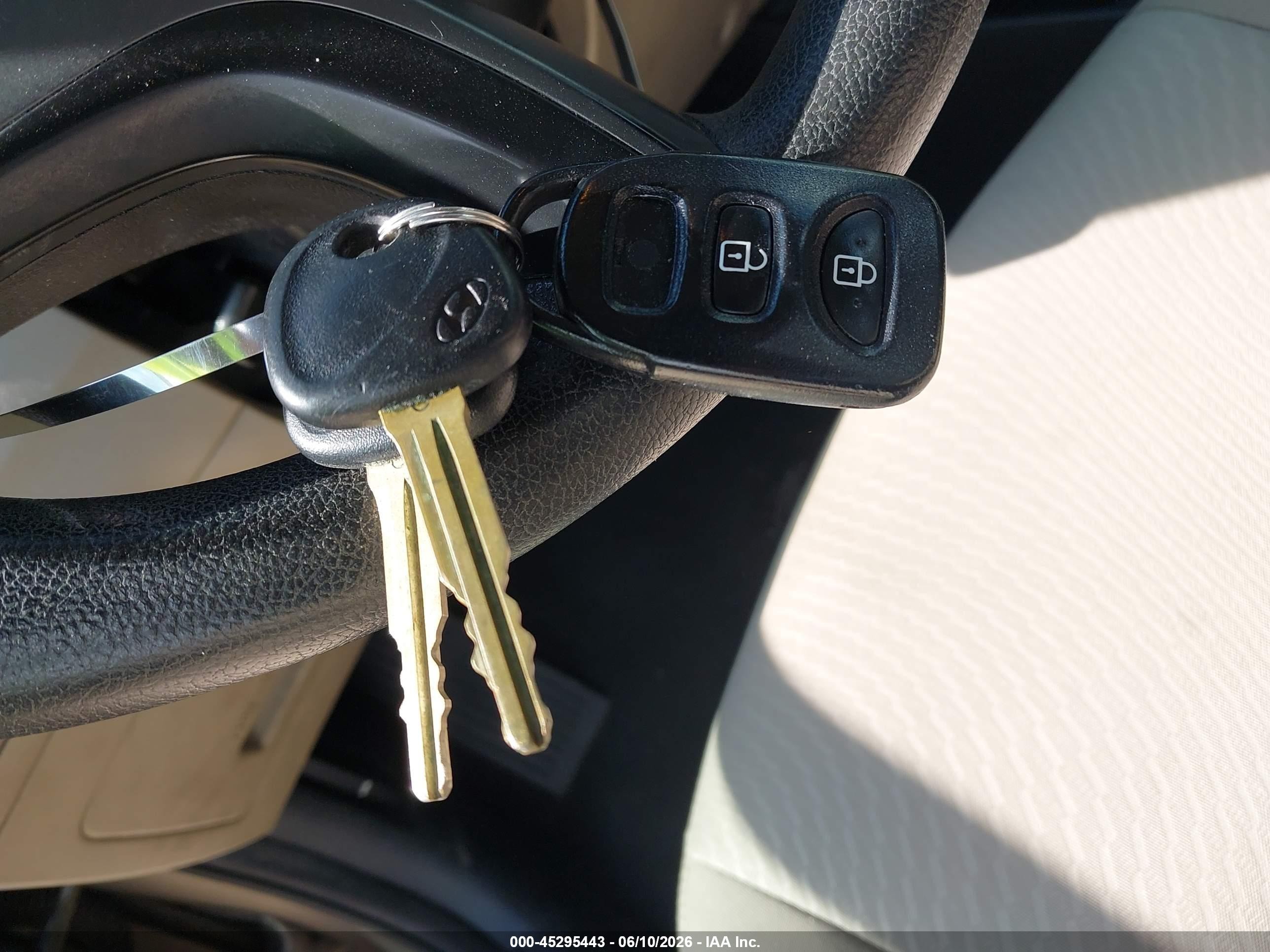 2014 Hyundai Elantra Se Gray vin: 5NPDH4AE3EH477088