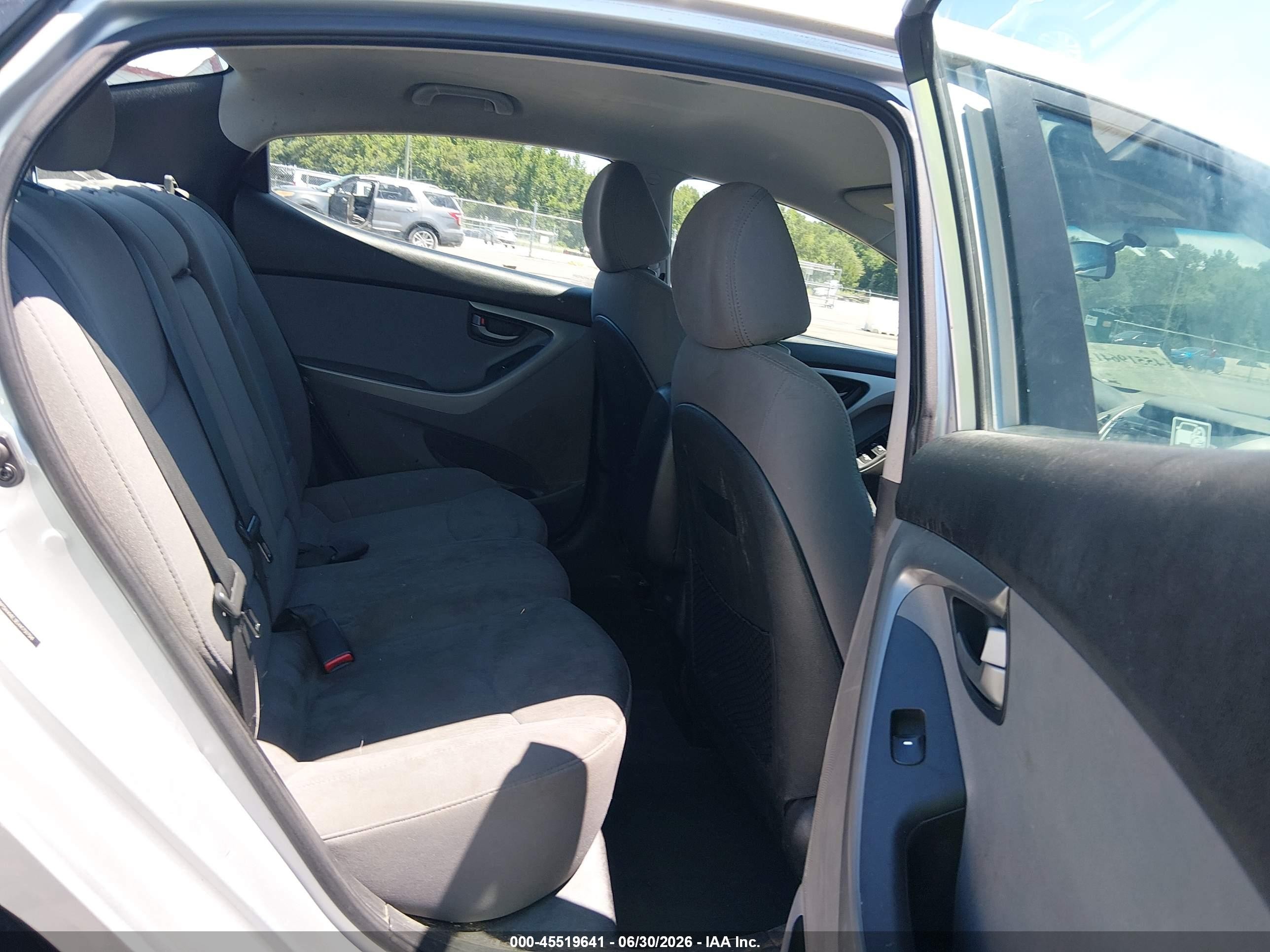 2014 Hyundai Elantra Se Silver vin: 5NPDH4AE3EH479794