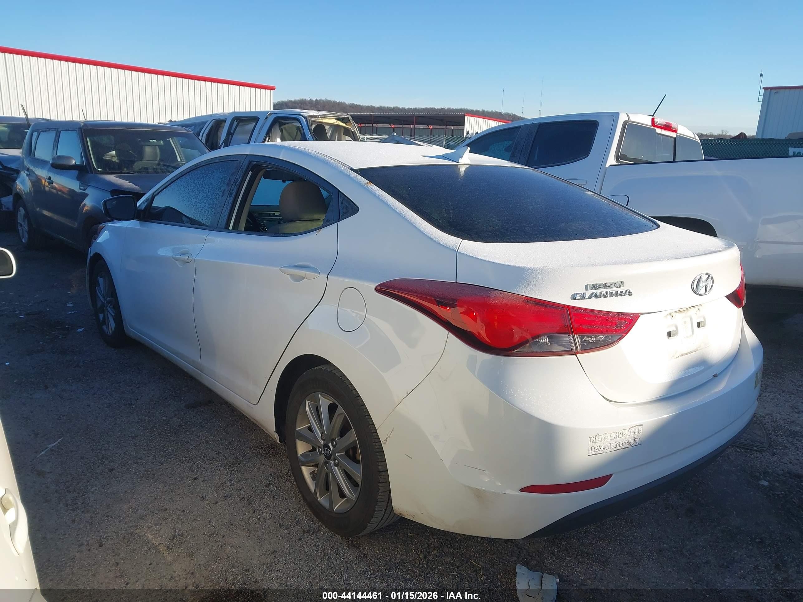 2014 Hyundai Elantra Se White vin: 5NPDH4AE3EH484249