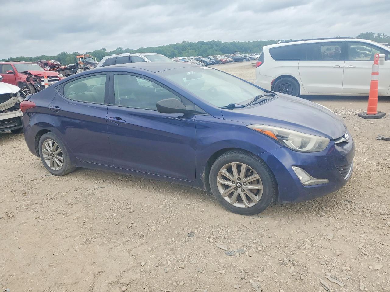 2014 Hyundai Elantra Se Blue vin: 5NPDH4AE3EH493808