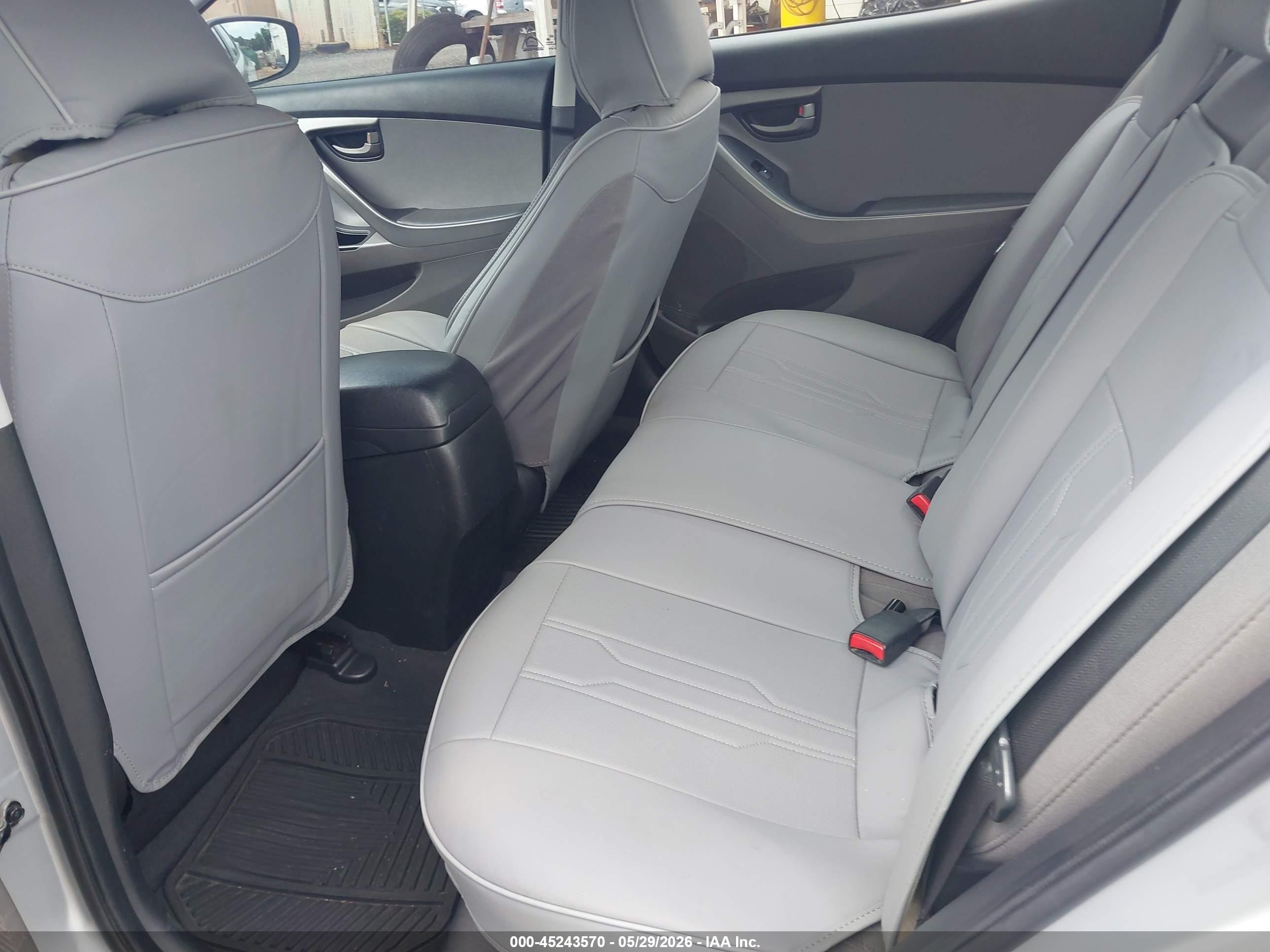 2014 Hyundai Elantra Se Silver vin: 5NPDH4AE3EH498913