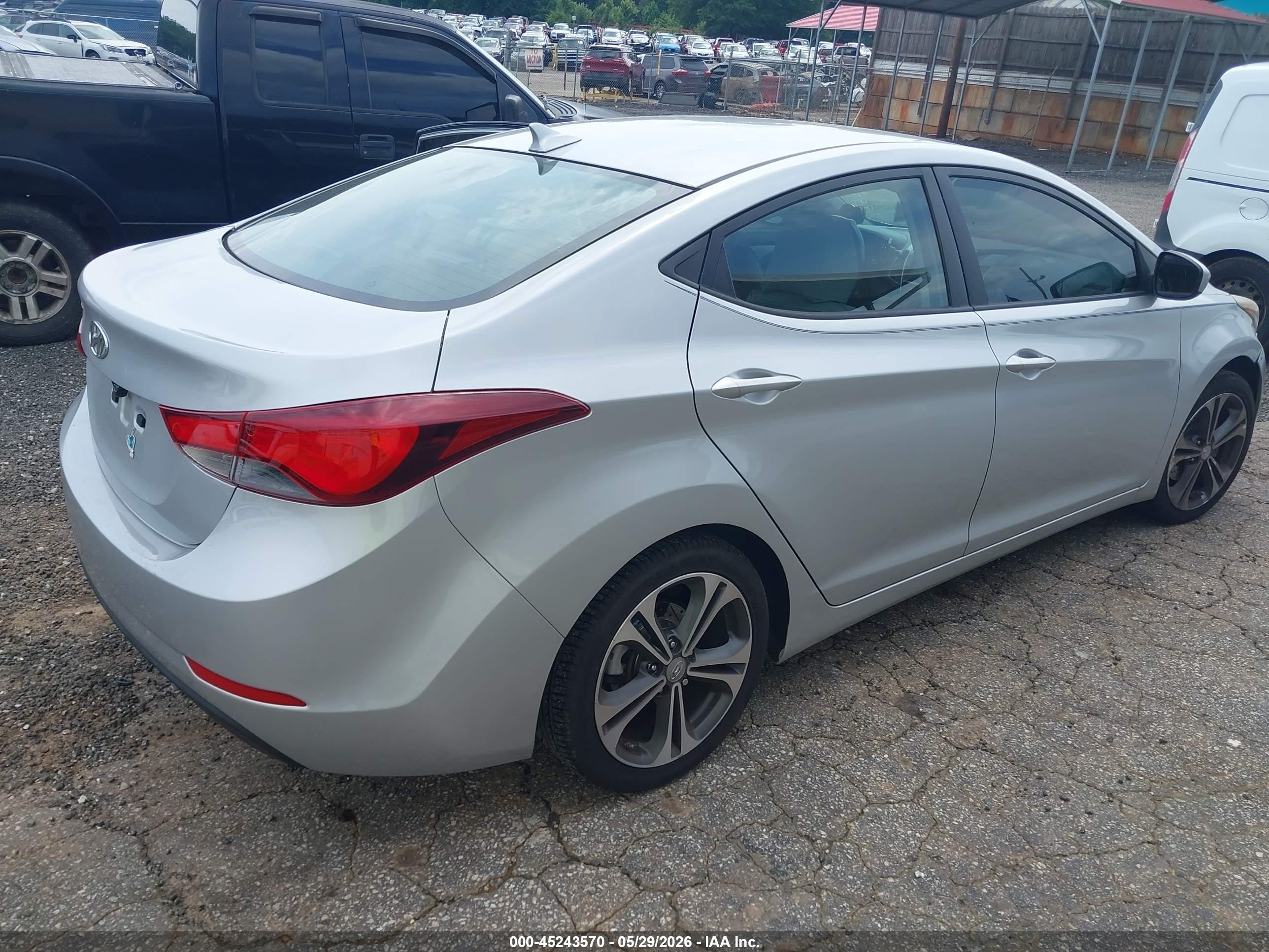2014 Hyundai Elantra Se Silver vin: 5NPDH4AE3EH498913