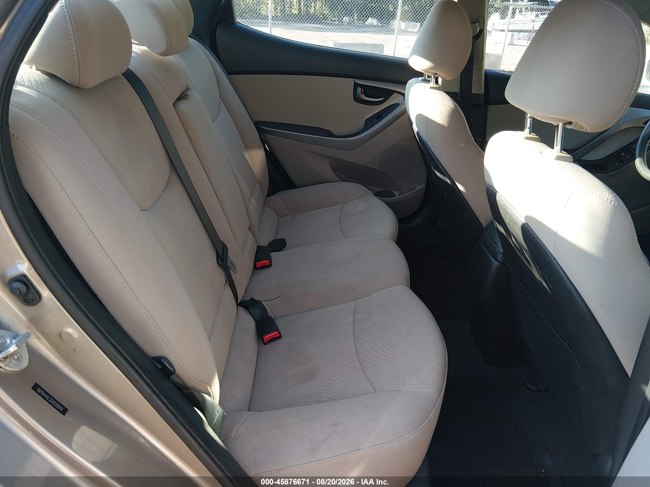 2014 Hyundai Elantra Se Brown vin: 5NPDH4AE3EH520019