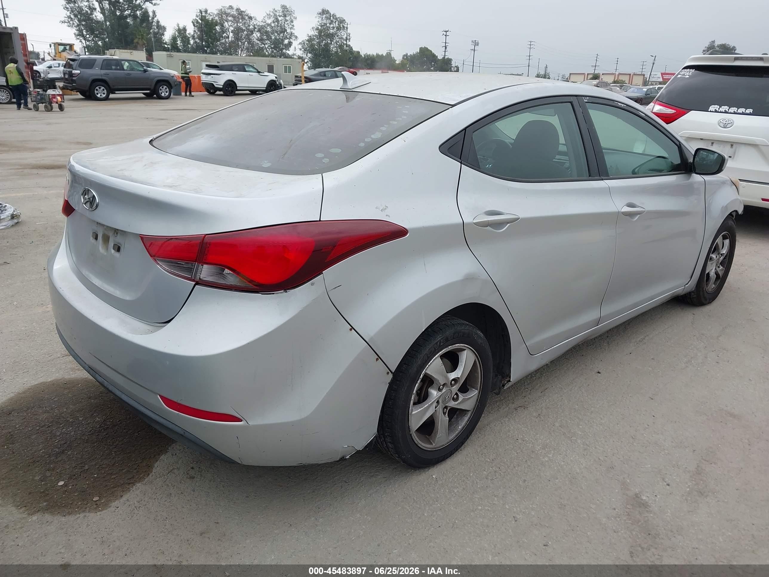 2014 Hyundai Elantra Se Silver vin: 5NPDH4AE3EH522613