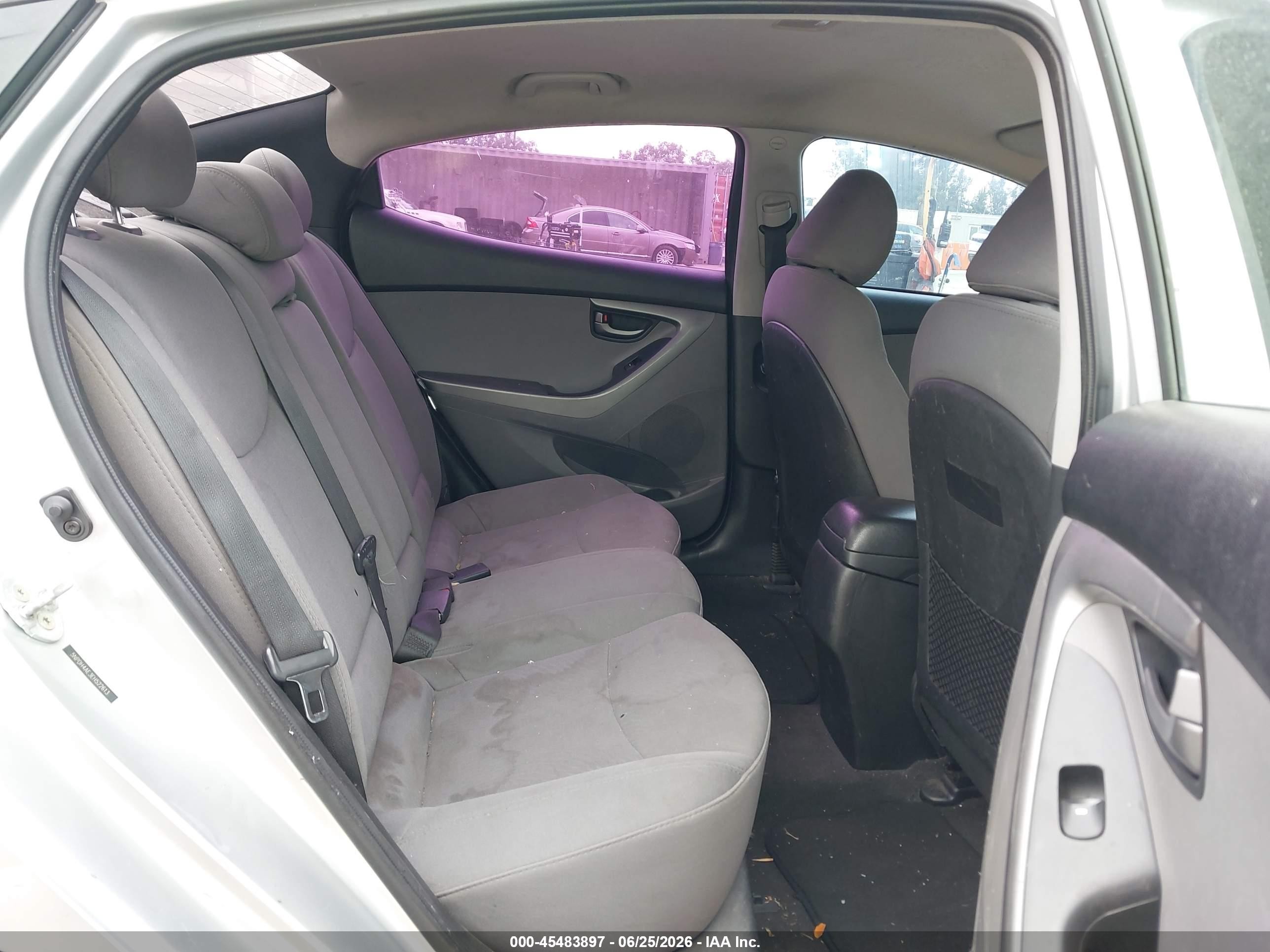 2014 Hyundai Elantra Se Silver vin: 5NPDH4AE3EH522613