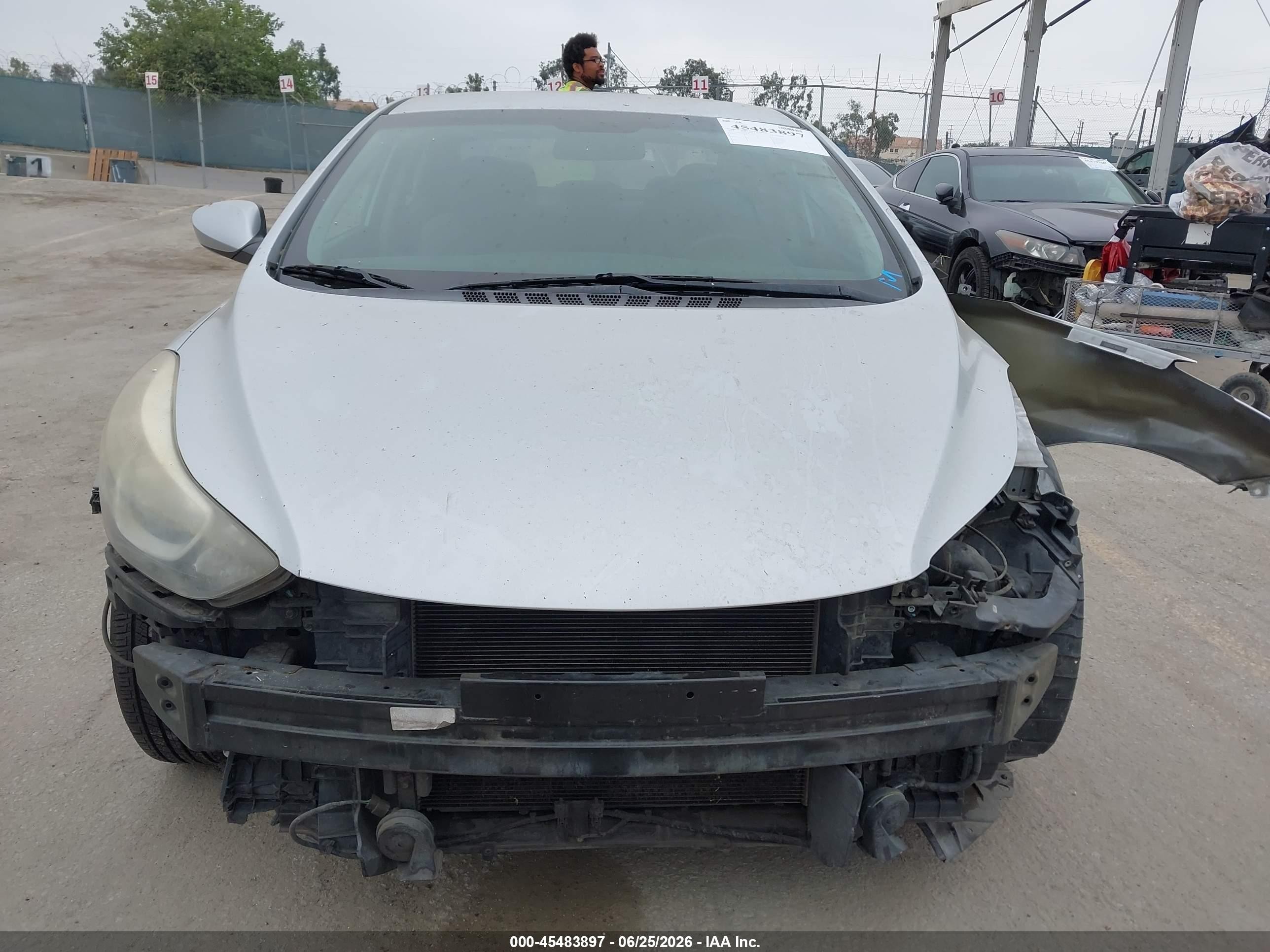 2014 Hyundai Elantra Se Silver vin: 5NPDH4AE3EH522613