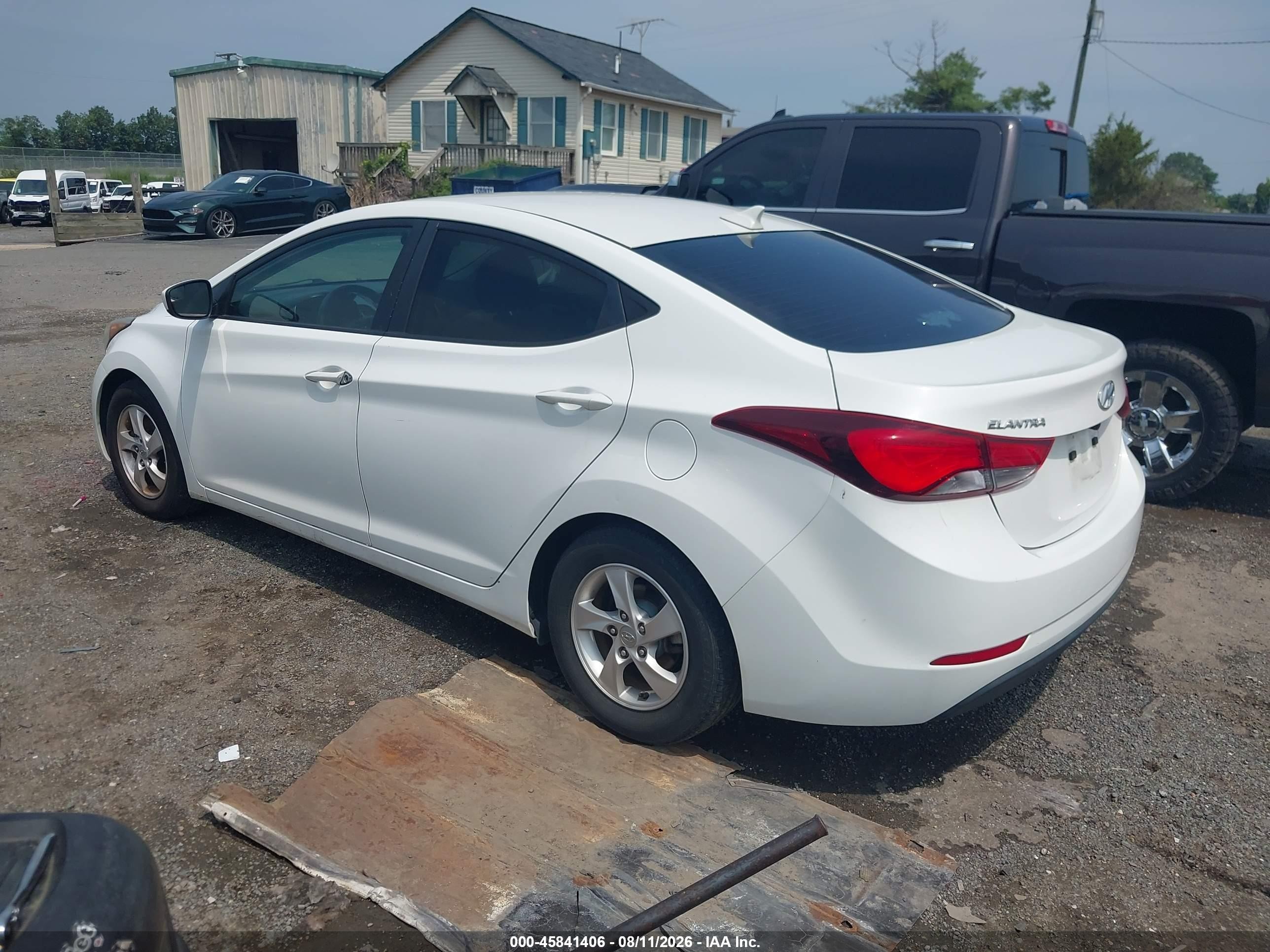 2014 Hyundai Elantra Se White vin: 5NPDH4AE3EH525785