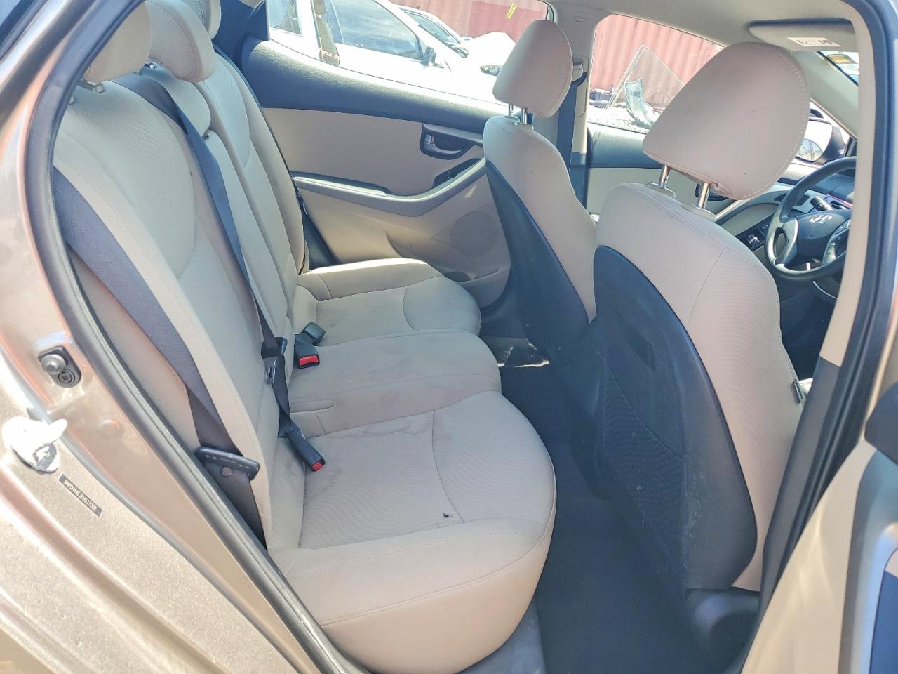 2014 Hyundai Elantra Se Tan vin: 5NPDH4AE3EH537208