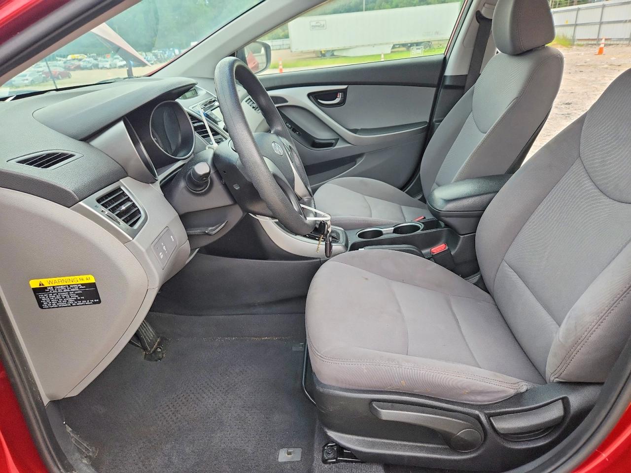 2014 Hyundai Elantra Se Red vin: 5NPDH4AE3EH539122
