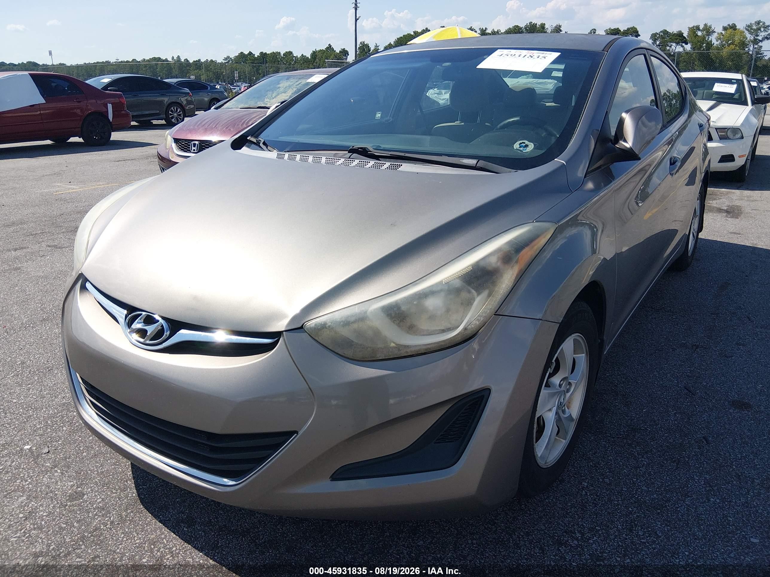 2014 Hyundai Elantra Se Brown vin: 5NPDH4AE3EH542974