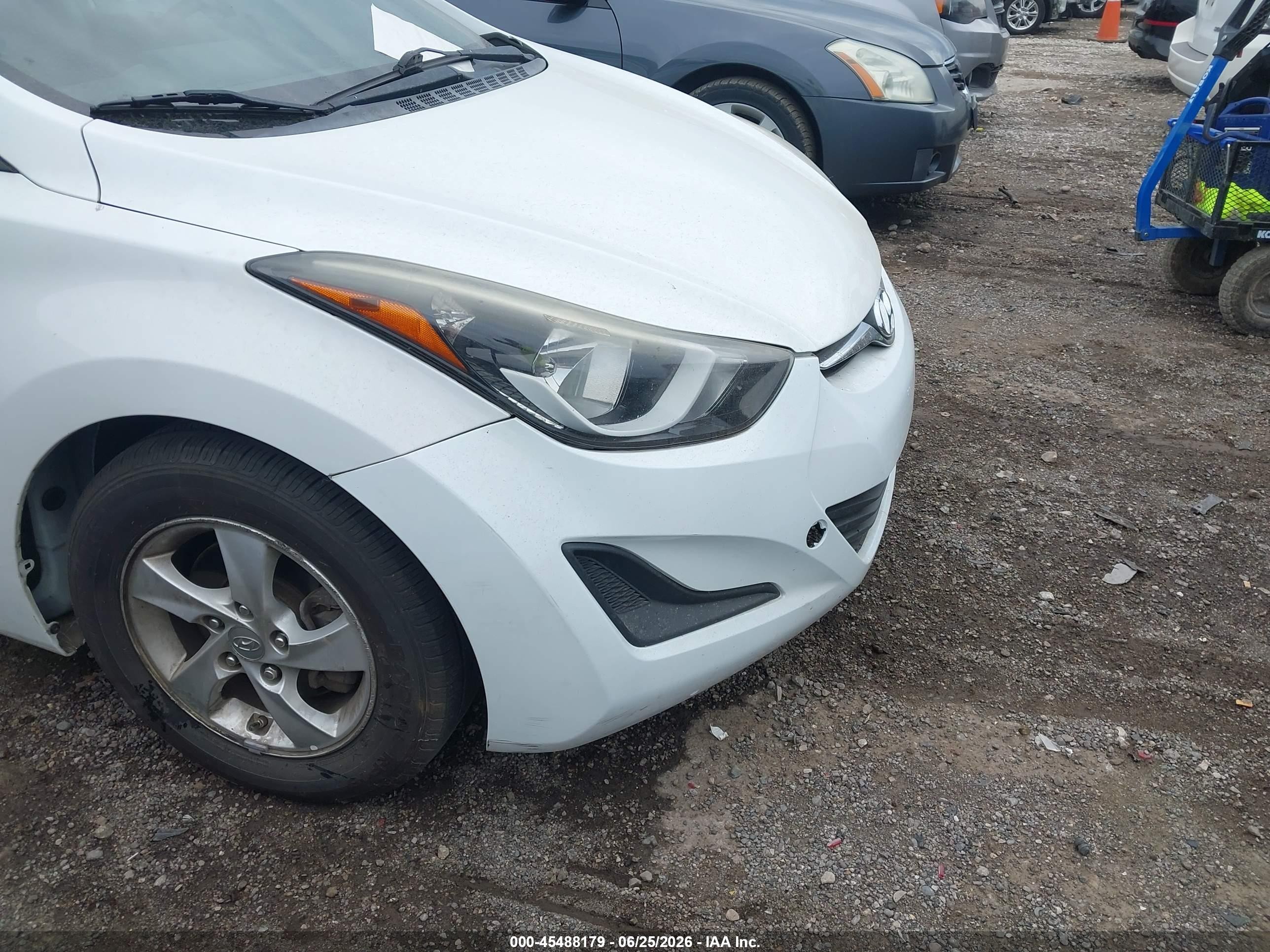 2015 Hyundai Elantra Se White vin: 5NPDH4AE3FH553068