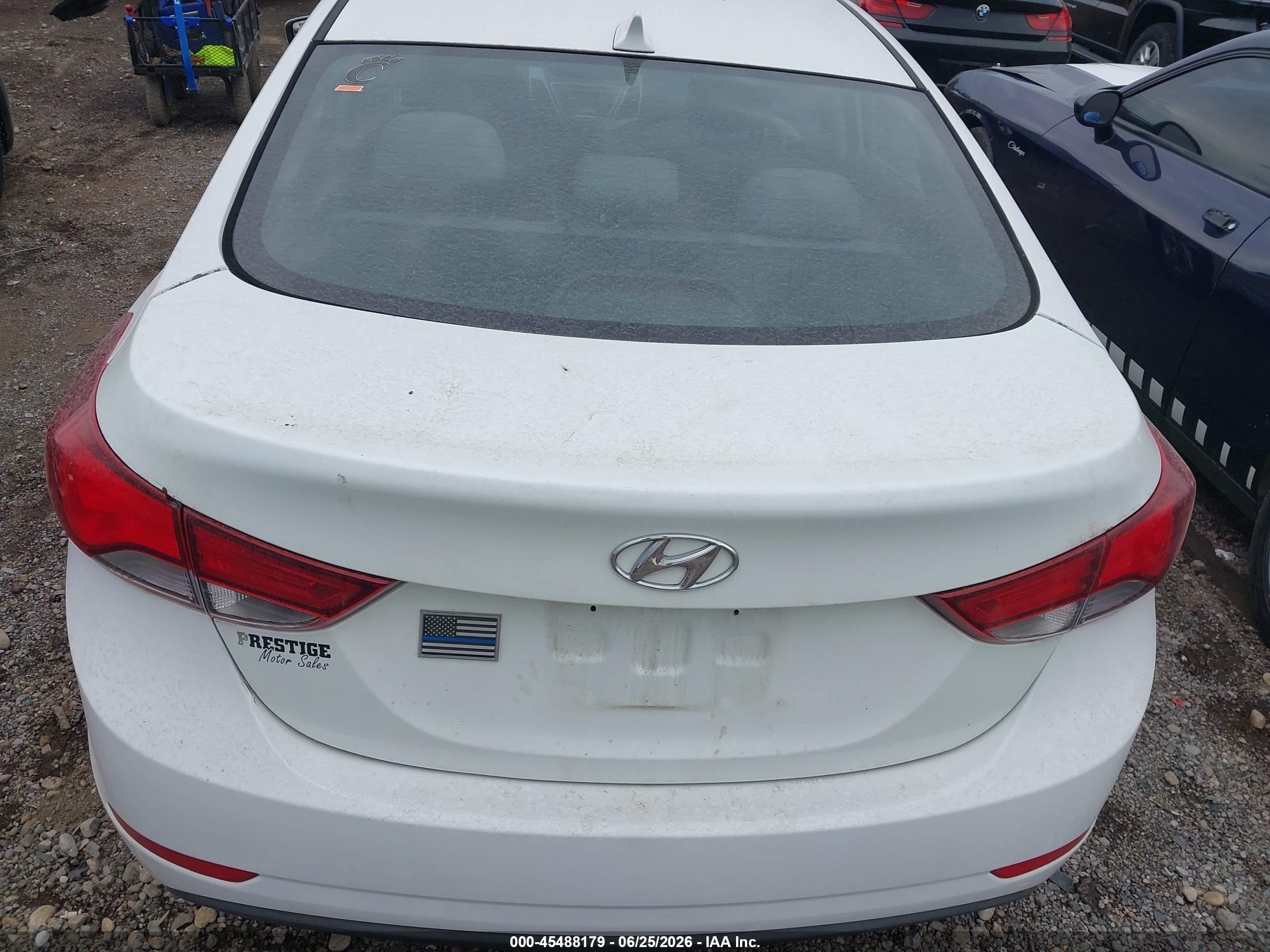 2015 Hyundai Elantra Se White vin: 5NPDH4AE3FH553068