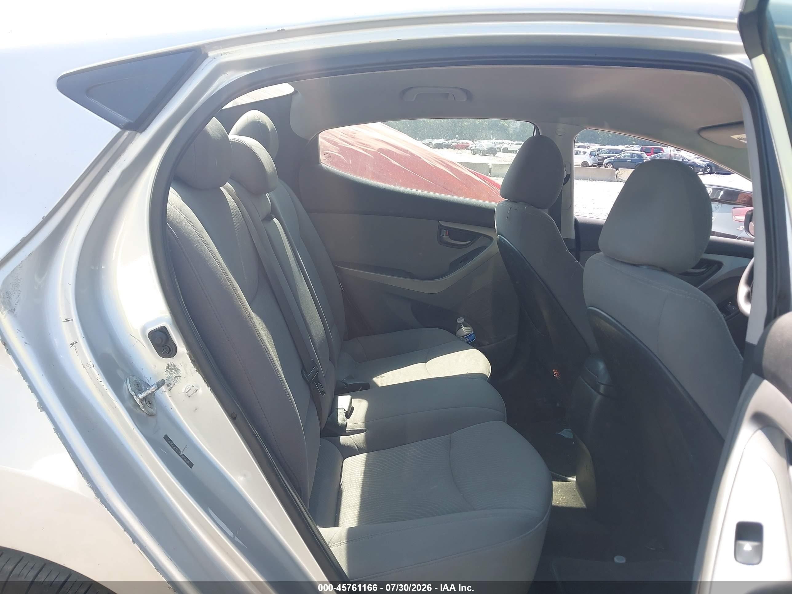 2015 Hyundai Elantra Se Silver vin: 5NPDH4AE3FH558688