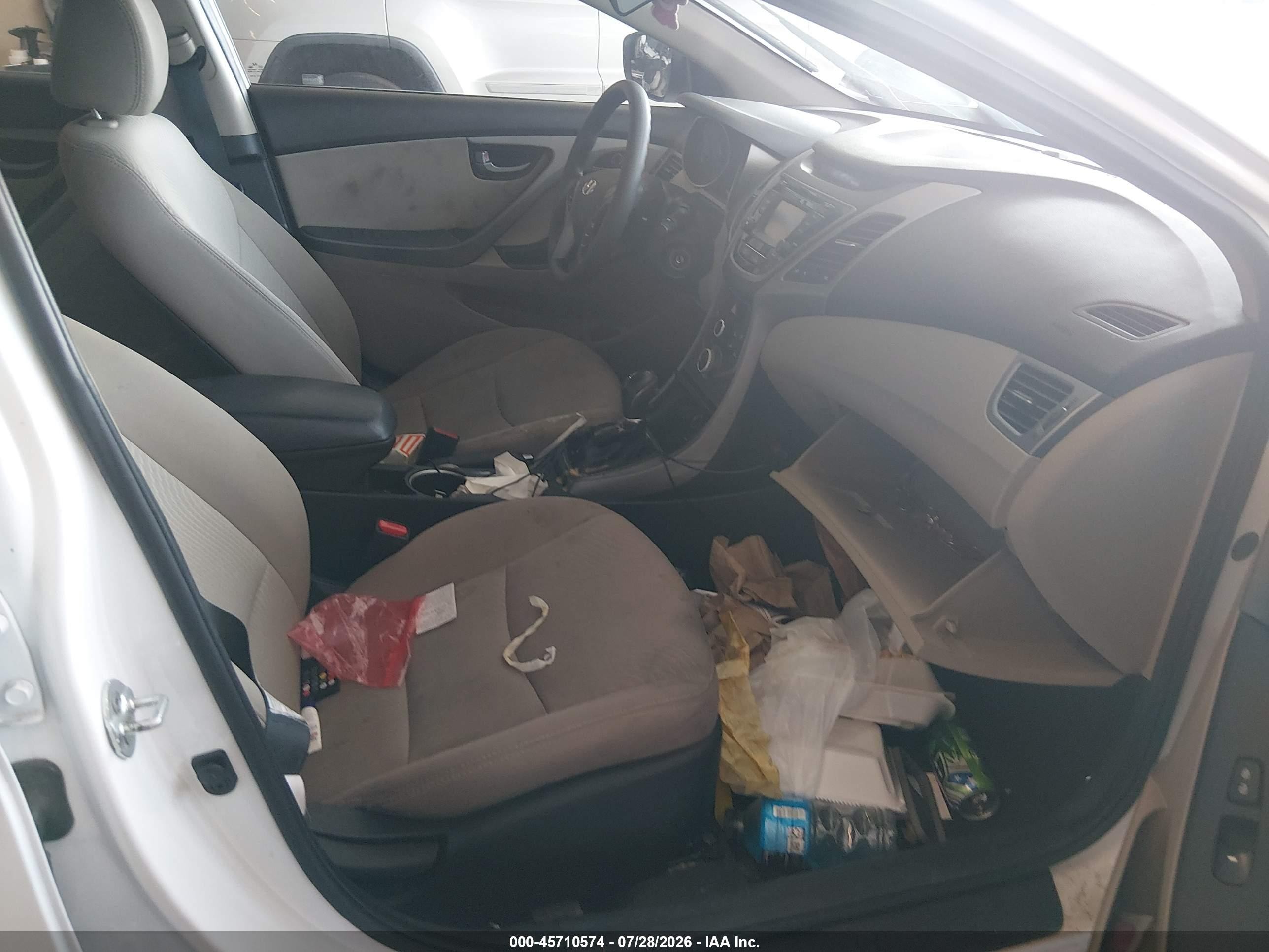 2015 Hyundai Elantra Se Белый vin: 5NPDH4AE3FH560201