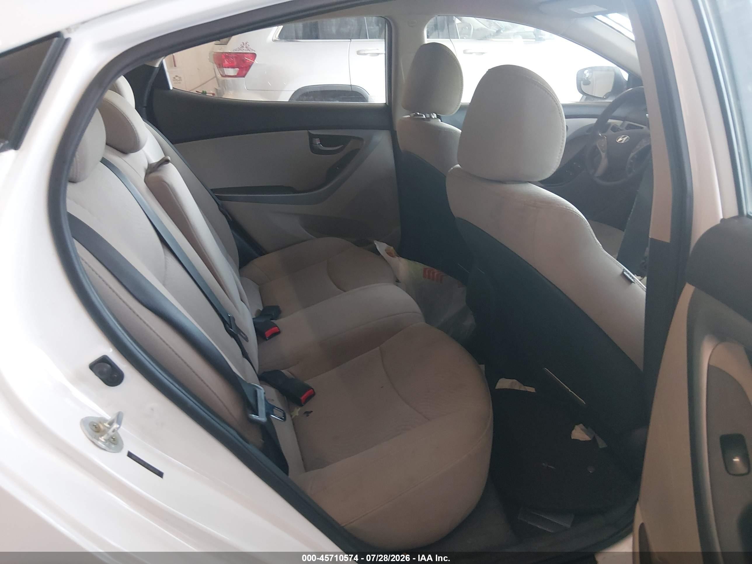 2015 Hyundai Elantra Se Белый vin: 5NPDH4AE3FH560201
