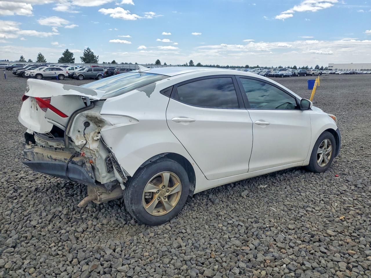 2015 Hyundai Elantra Se White vin: 5NPDH4AE3FH569514