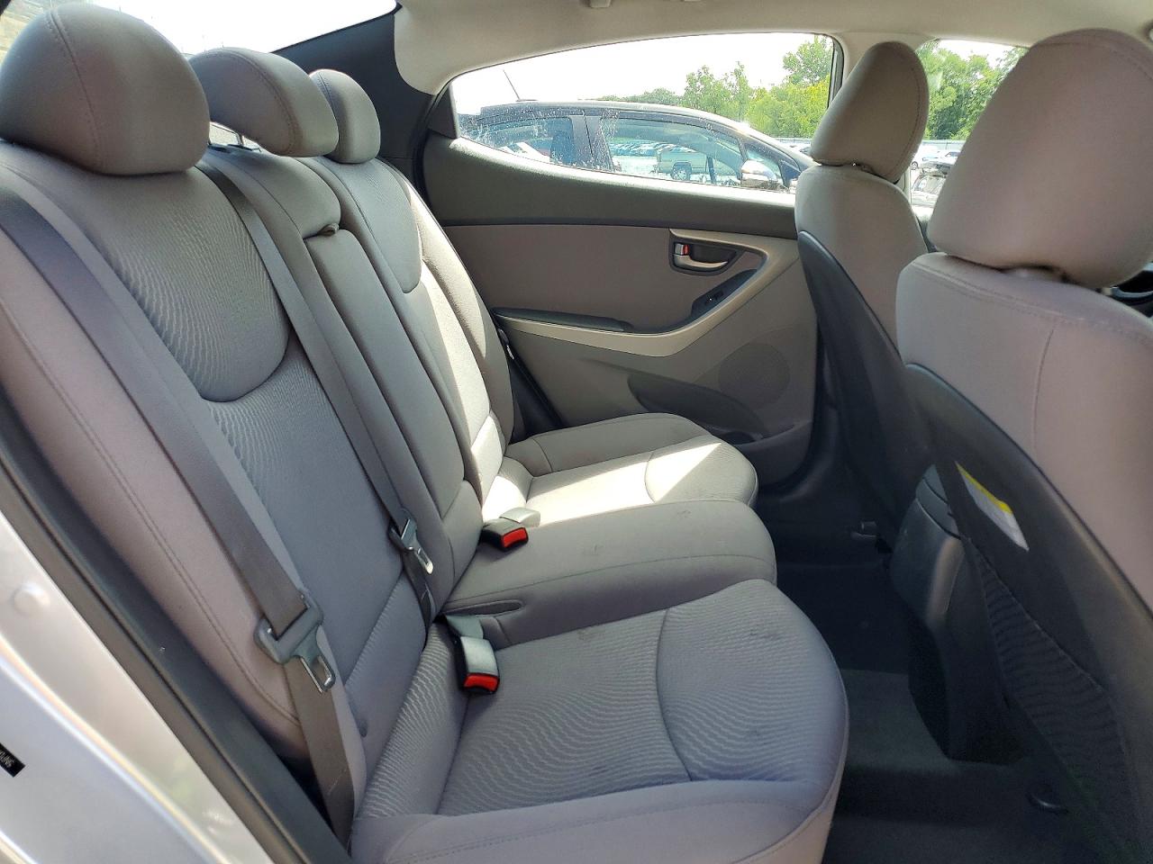 2015 Hyundai Elantra Se Серый vin: 5NPDH4AE3FH574504