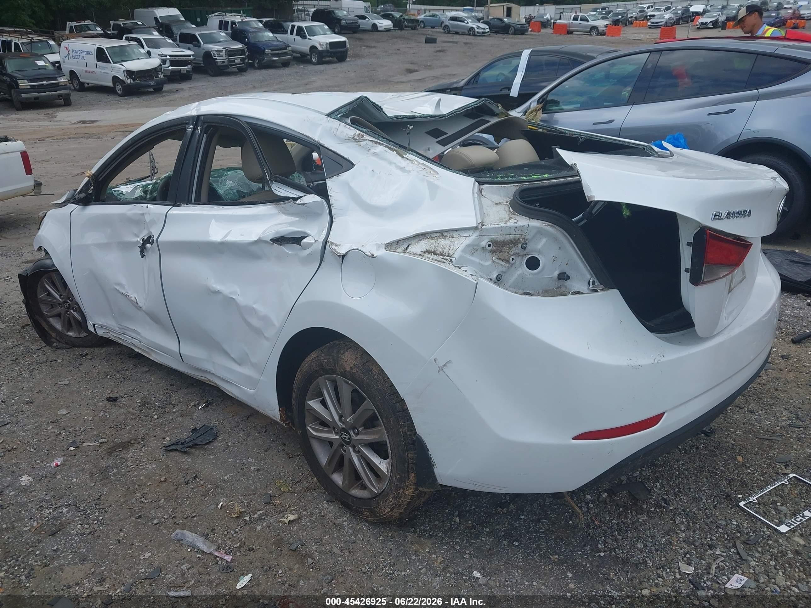 2015 Hyundai Elantra Se White vin: 5NPDH4AE3FH576026
