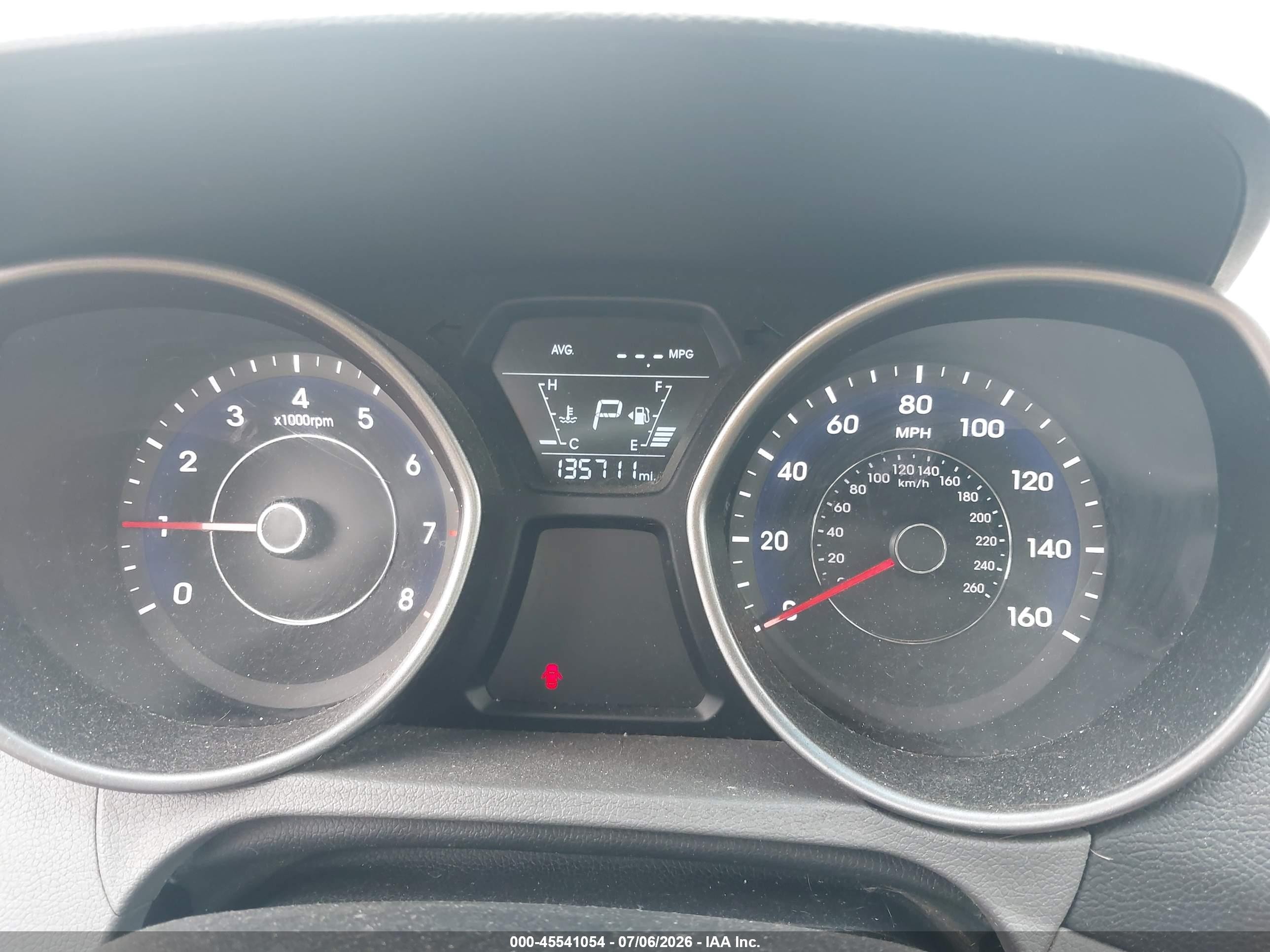 2015 Hyundai Elantra Se Красный vin: 5NPDH4AE3FH578343