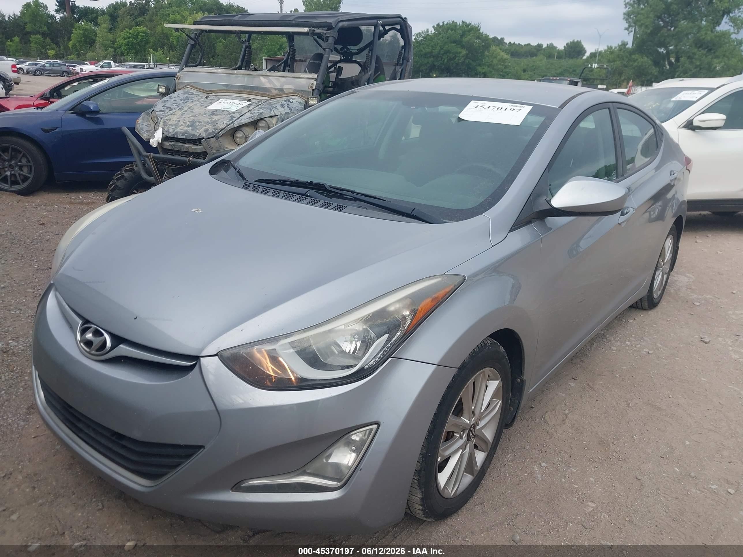 2015 Hyundai Elantra Se Silver vin: 5NPDH4AE3FH589102
