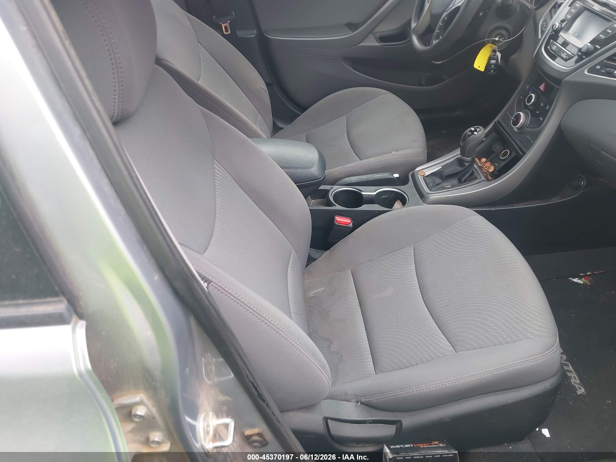 2015 Hyundai Elantra Se Silver vin: 5NPDH4AE3FH589102