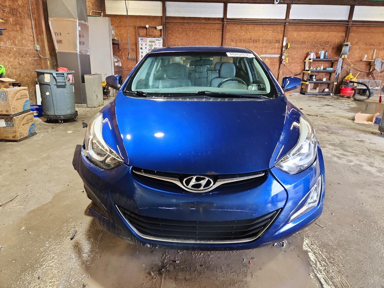 2015 Hyundai Elantra Se Синий vin: 5NPDH4AE3FH593053