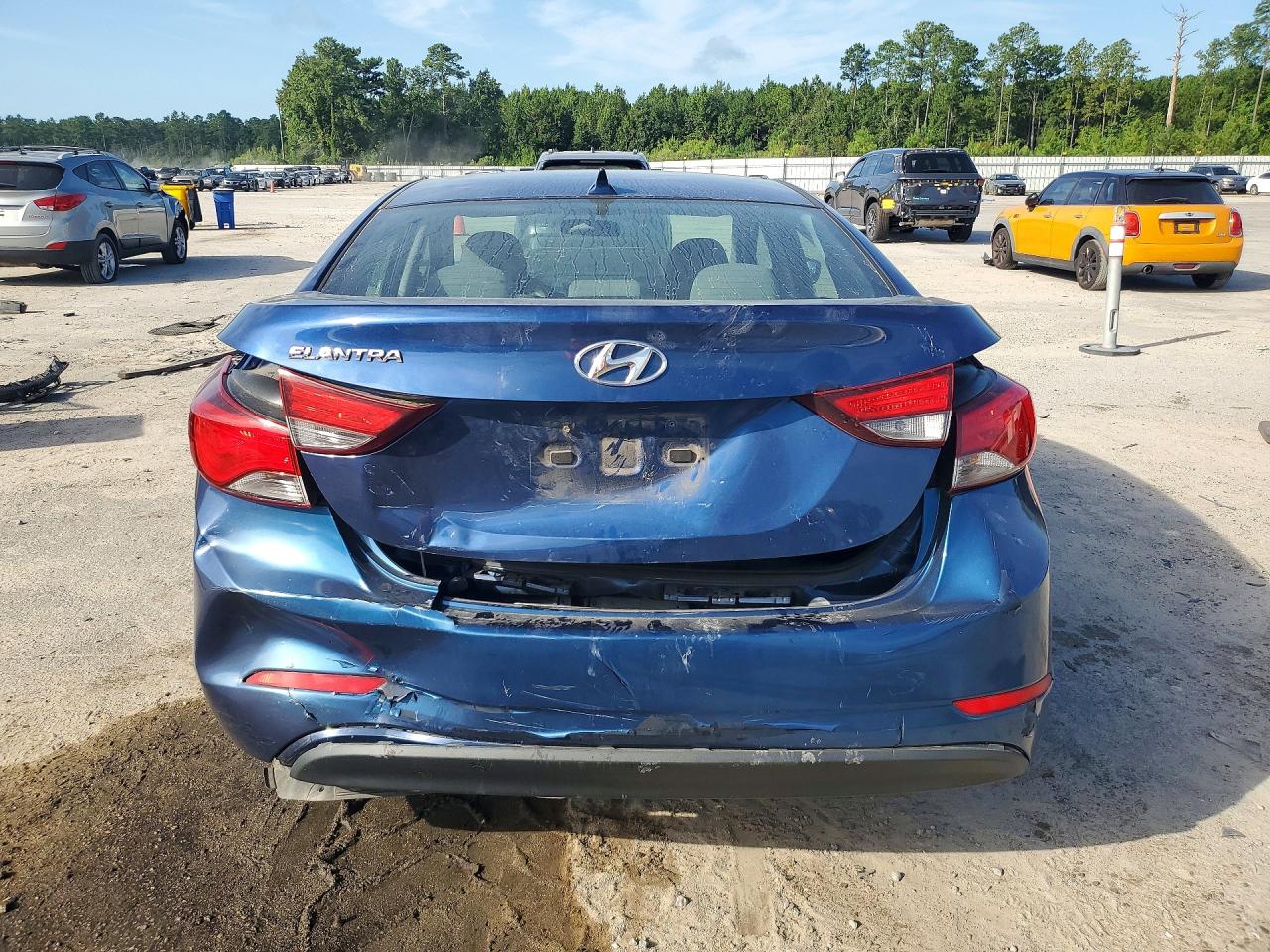 2015 Hyundai Elantra Se Blue vin: 5NPDH4AE3FH596180
