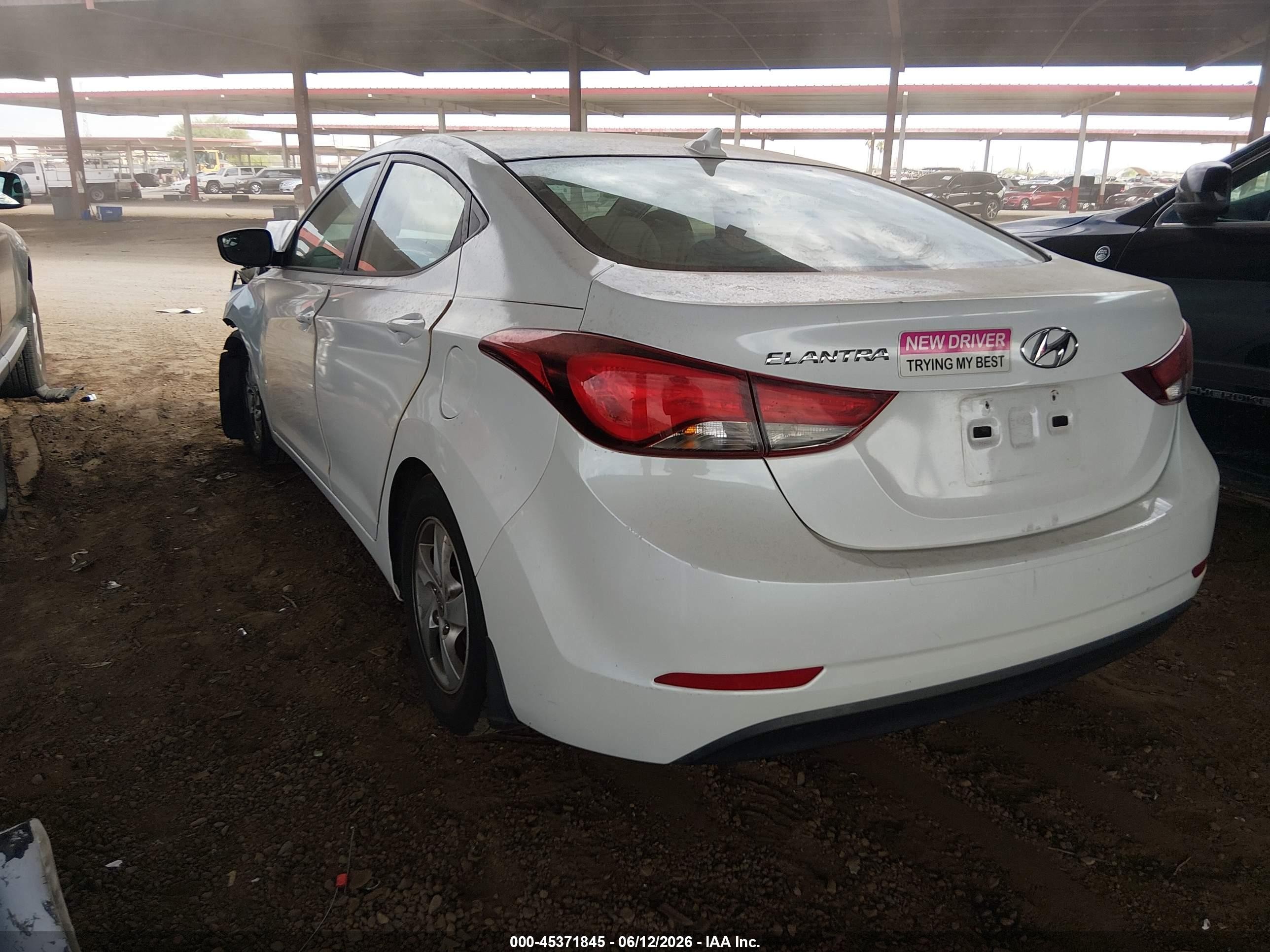 2015 Hyundai Elantra Se Белый vin: 5NPDH4AE3FH596809