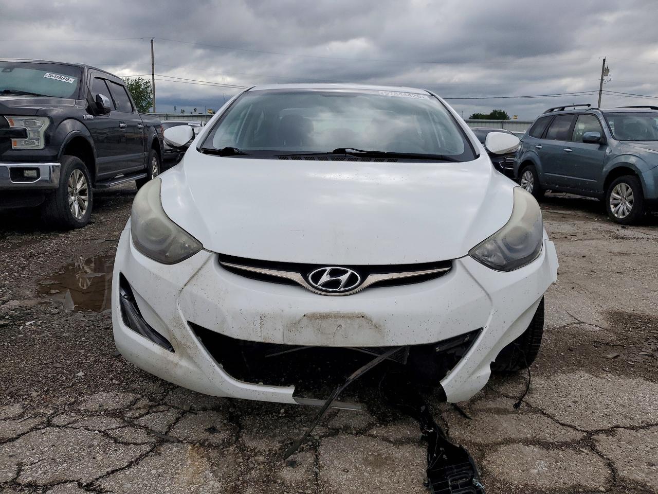 2015 Hyundai Elantra Limited White vin: 5NPDH4AE3FH613396