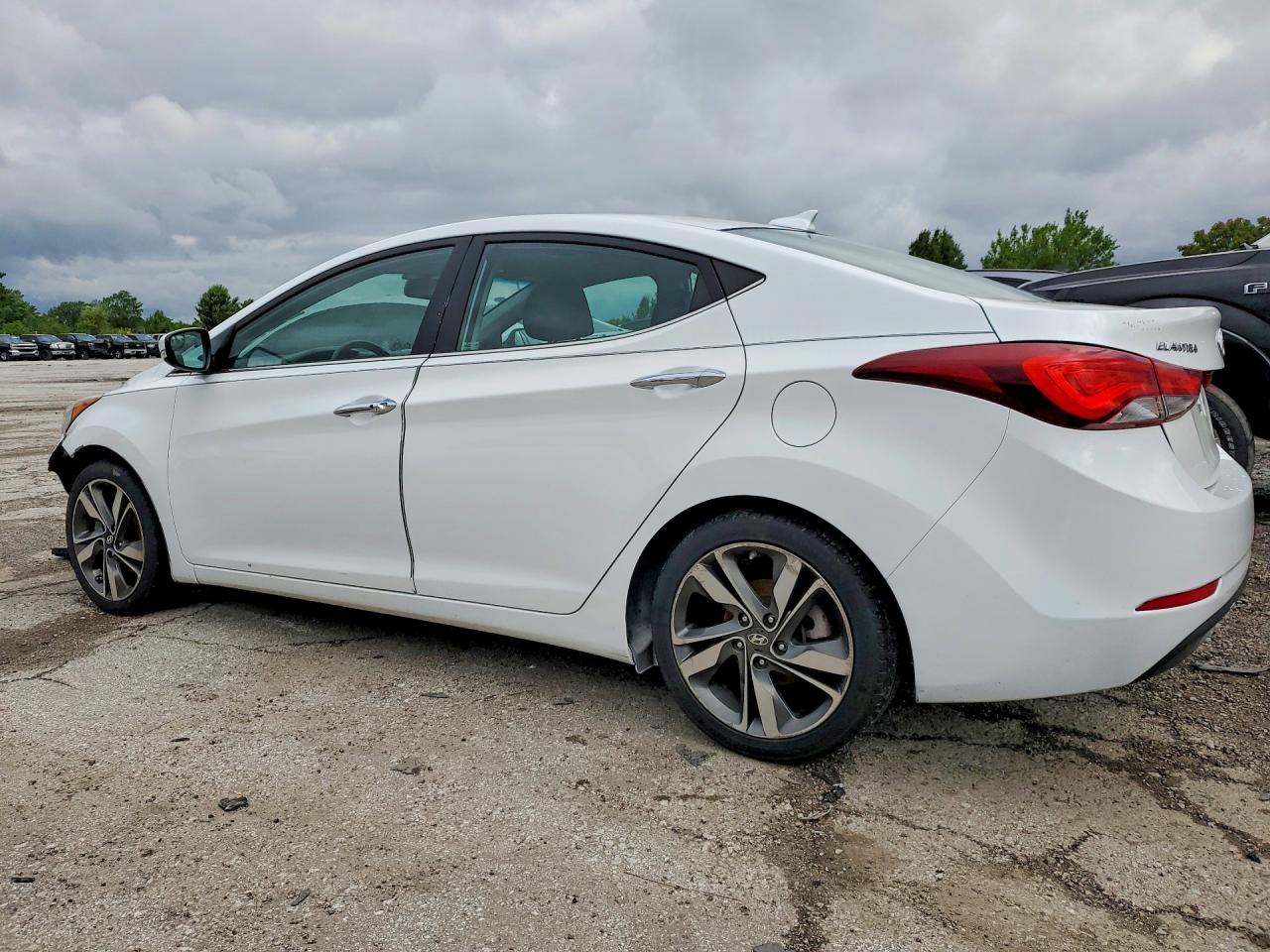 2015 Hyundai Elantra Limited White vin: 5NPDH4AE3FH613396