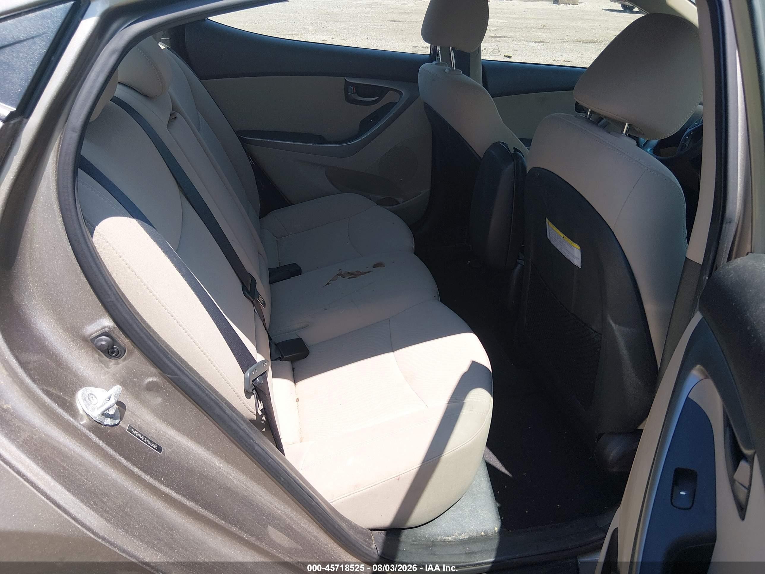 2015 Hyundai Elantra Se Beige vin: 5NPDH4AE3FH615665