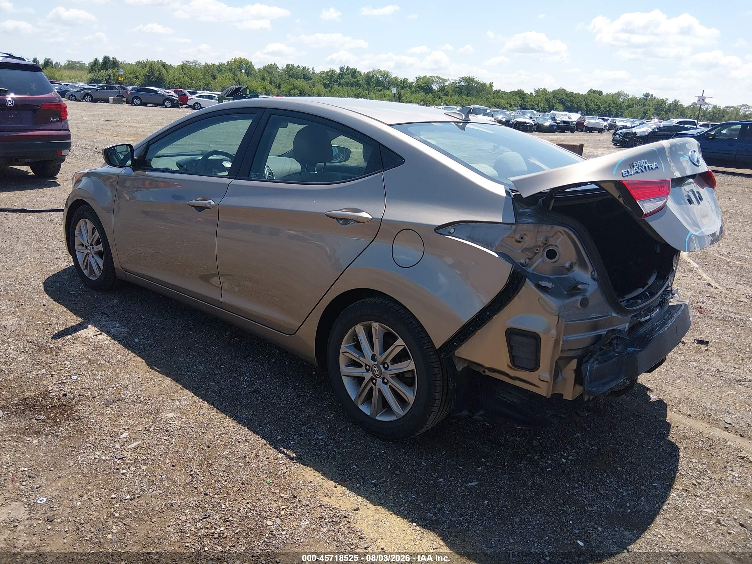 2015 Hyundai Elantra Se Beige vin: 5NPDH4AE3FH615665