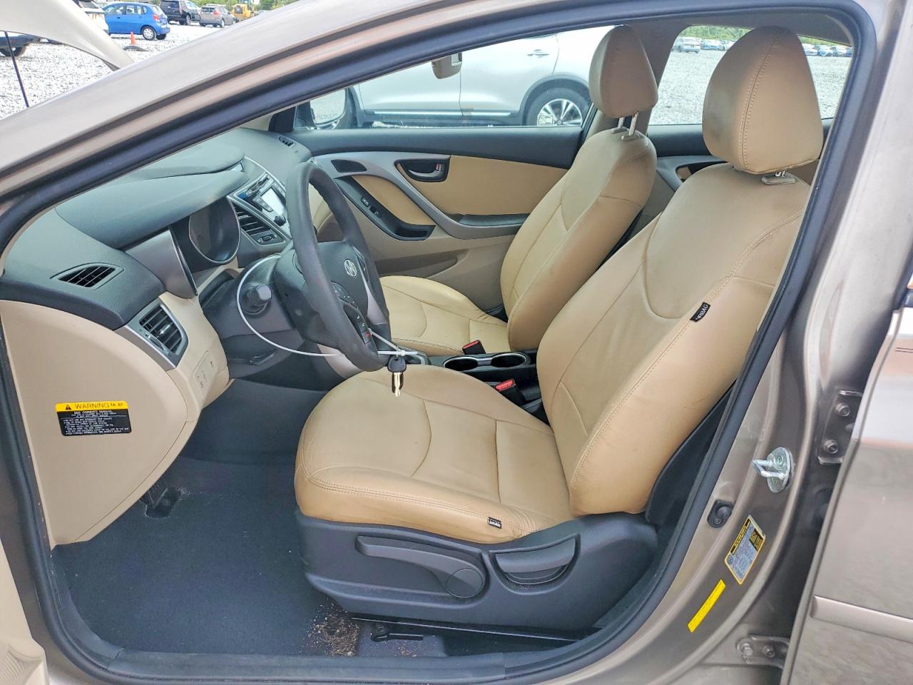 2015 Hyundai Elantra Se Beige vin: 5NPDH4AE3FH617125