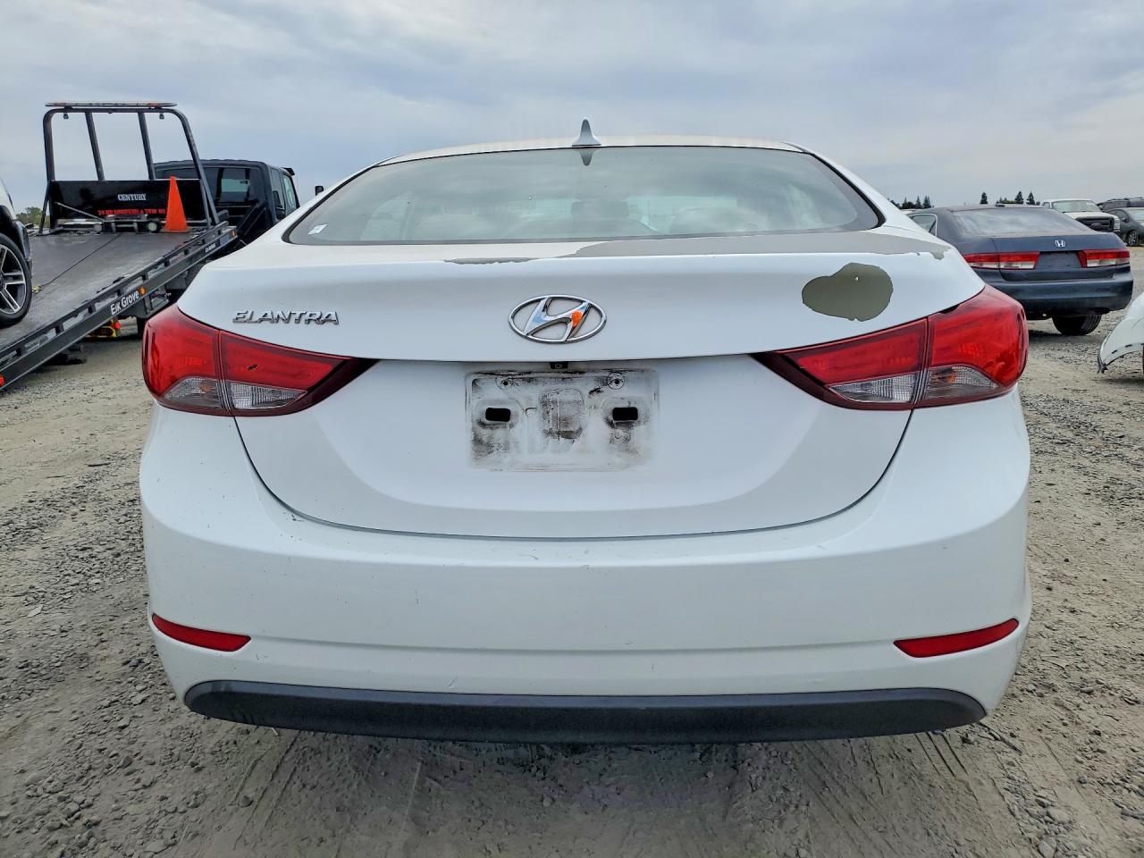 2015 Hyundai Elantra Se White vin: 5NPDH4AE3FH630313