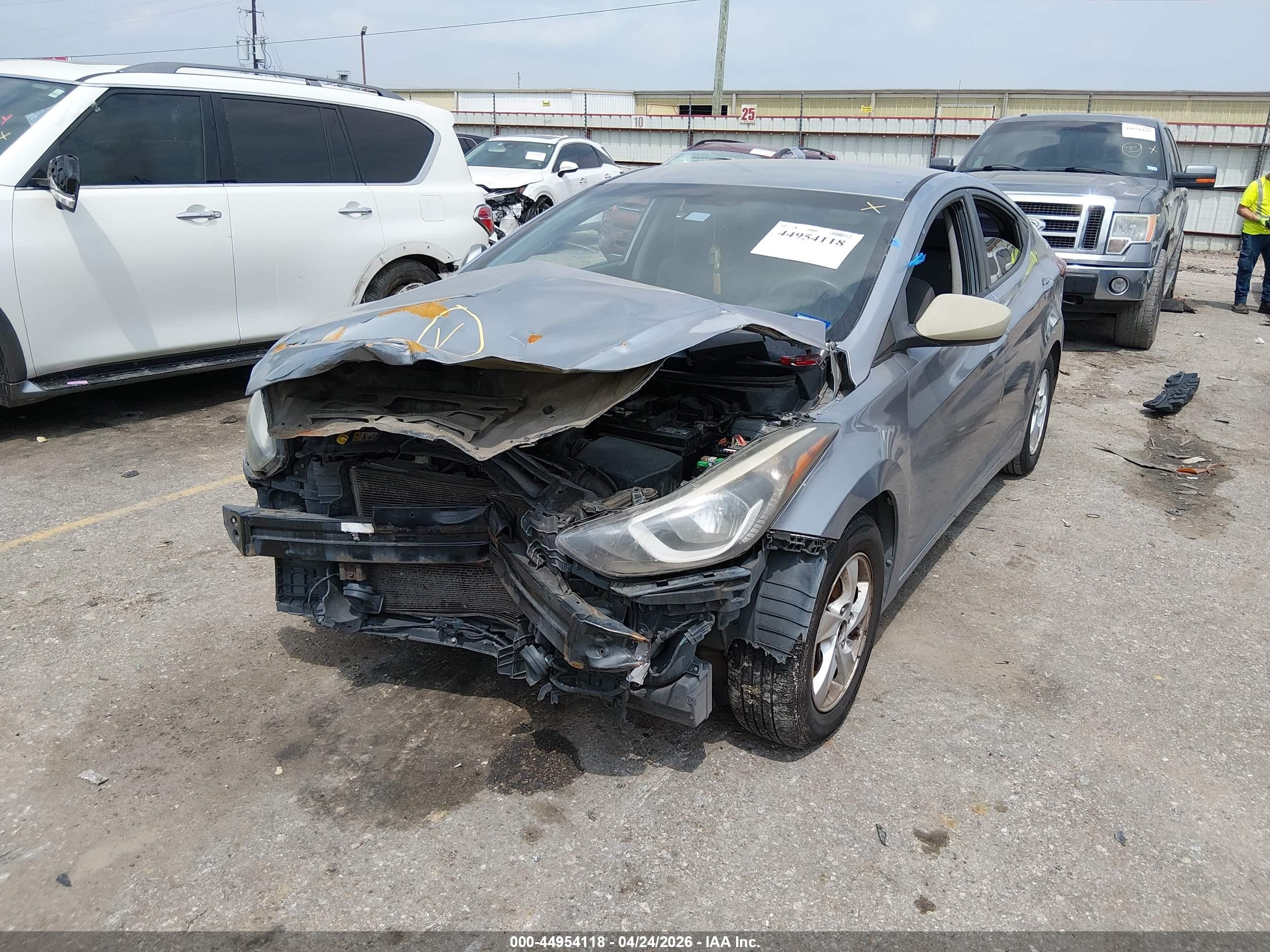 2015 Hyundai Elantra Se Silver vin: 5NPDH4AE3FH640775