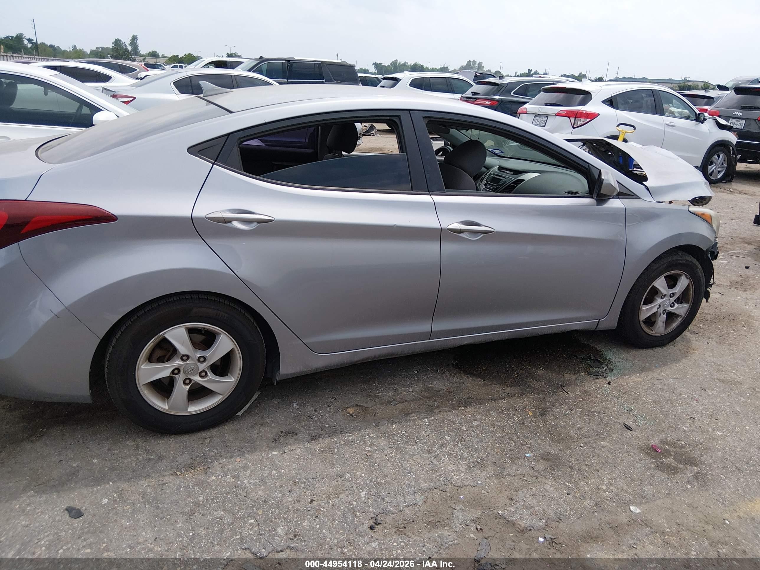 2015 Hyundai Elantra Se Silver vin: 5NPDH4AE3FH640775