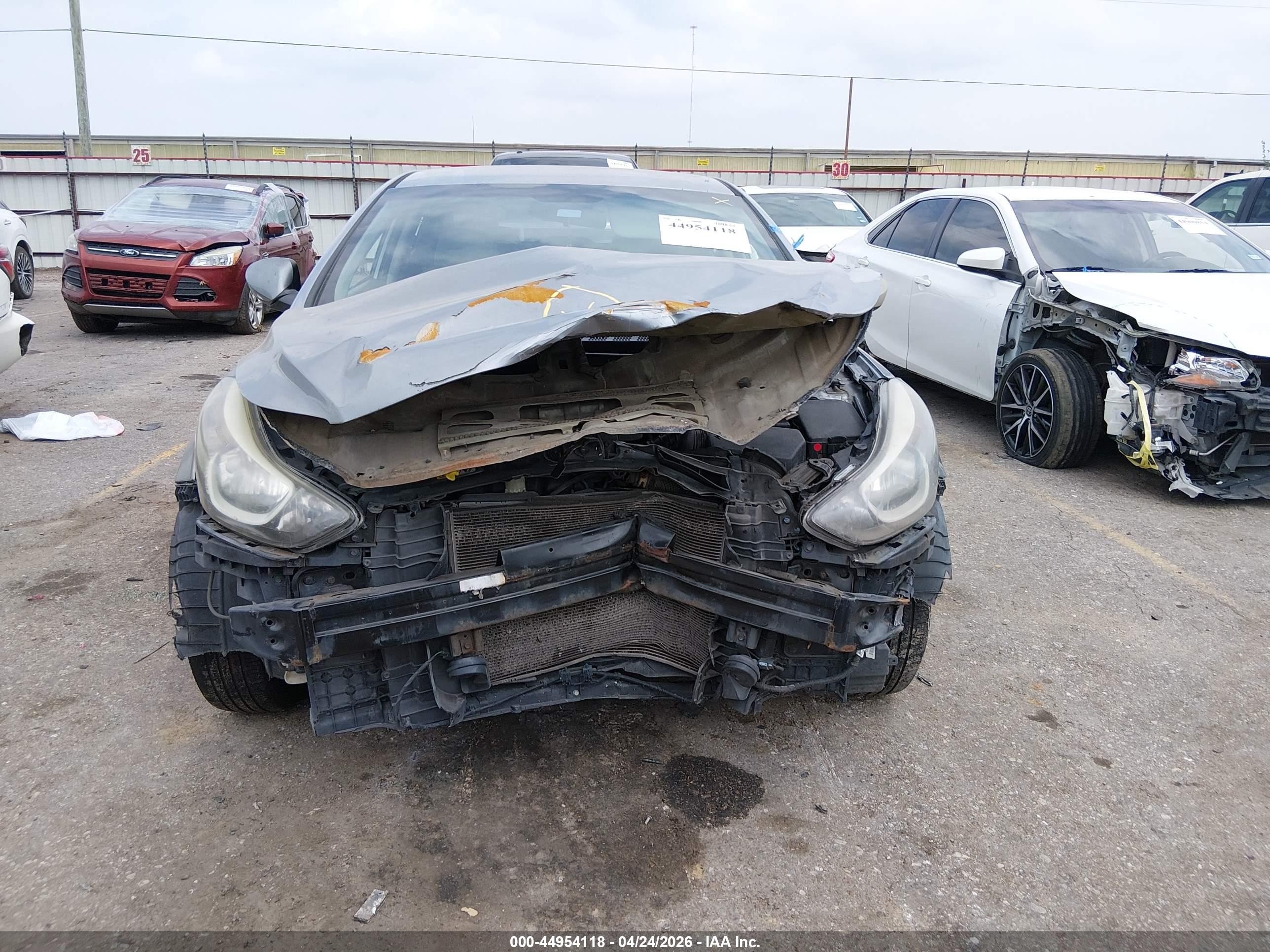 2015 Hyundai Elantra Se Silver vin: 5NPDH4AE3FH640775