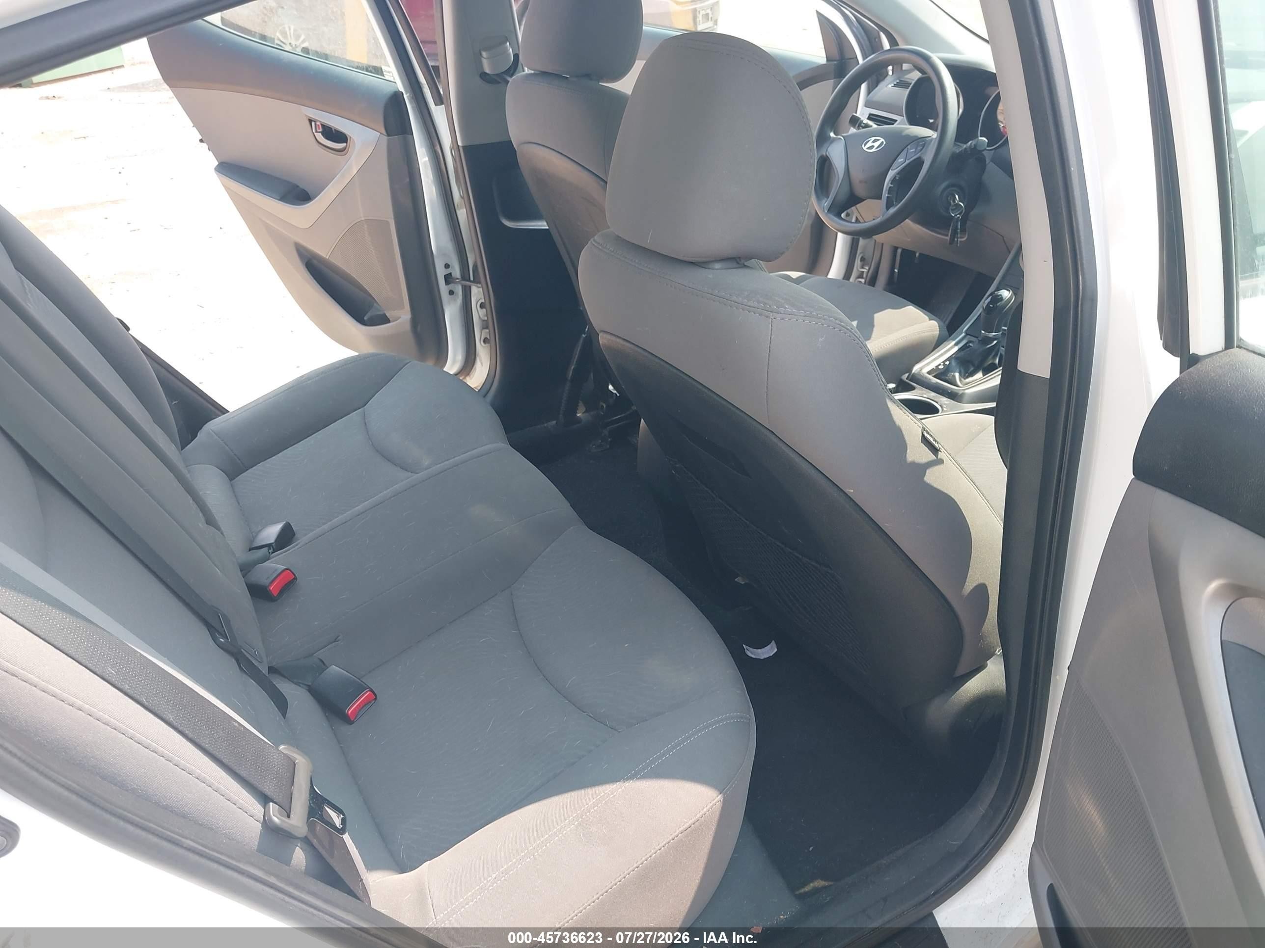 2015 Hyundai Elantra Se White vin: 5NPDH4AE3FH647760