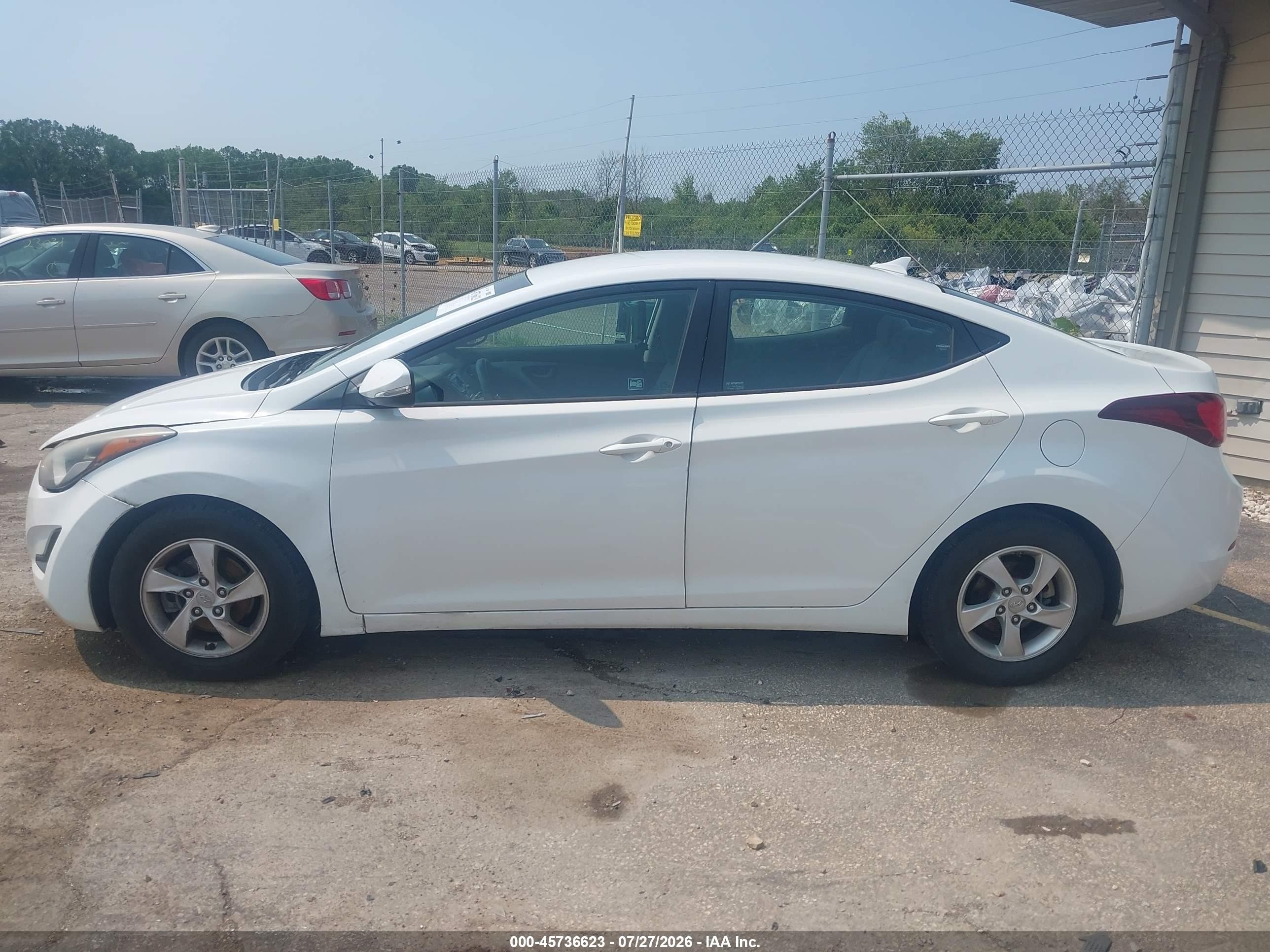 2015 Hyundai Elantra Se White vin: 5NPDH4AE3FH647760