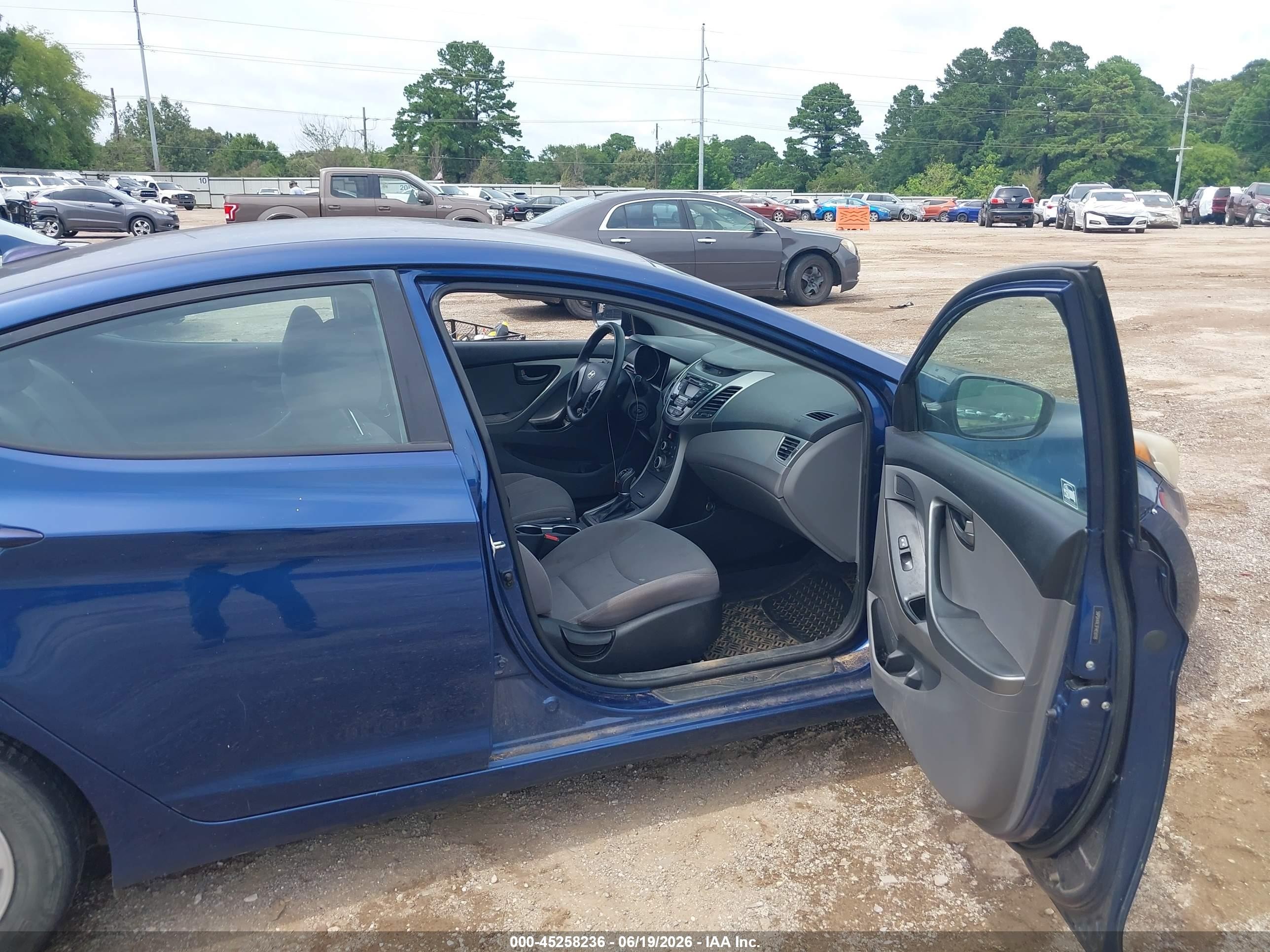 2015 Hyundai Elantra Se Синий vin: 5NPDH4AE3FH650108