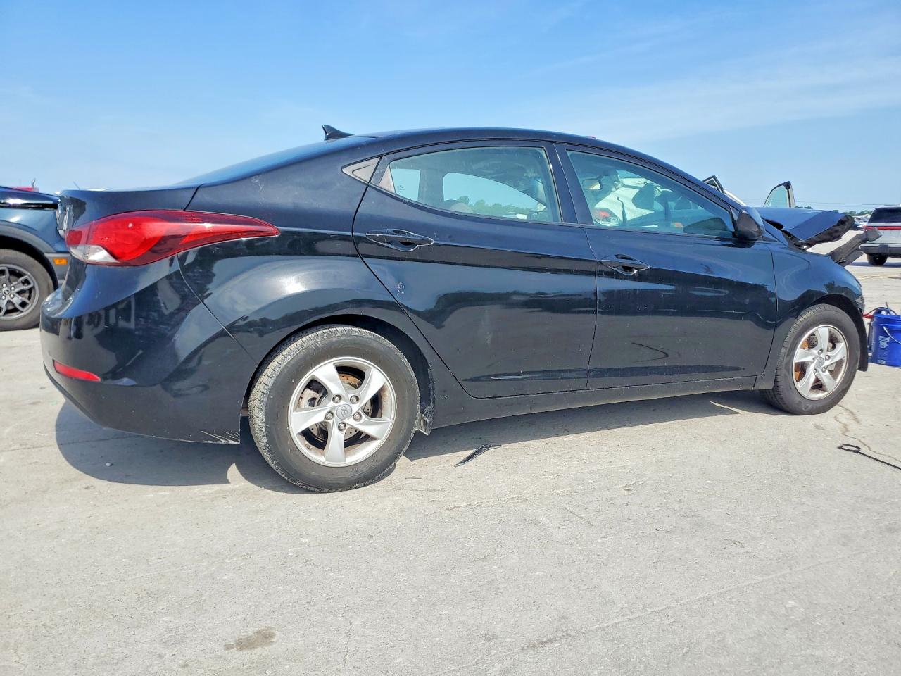 2015 Hyundai Elantra Se Black vin: 5NPDH4AE3FH651372