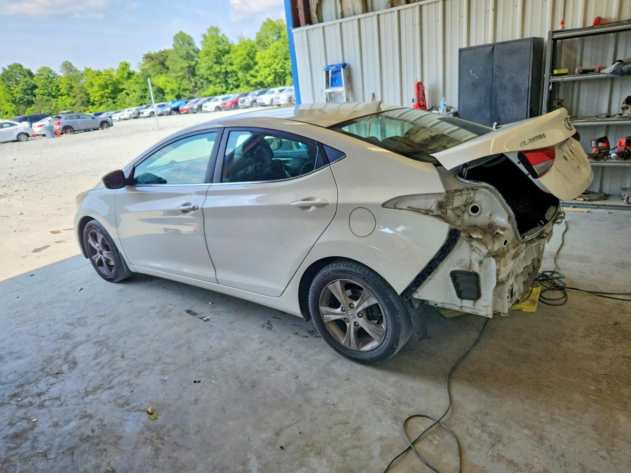 2016 Hyundai Elantra Value Edition White vin: 5NPDH4AE3GH774350